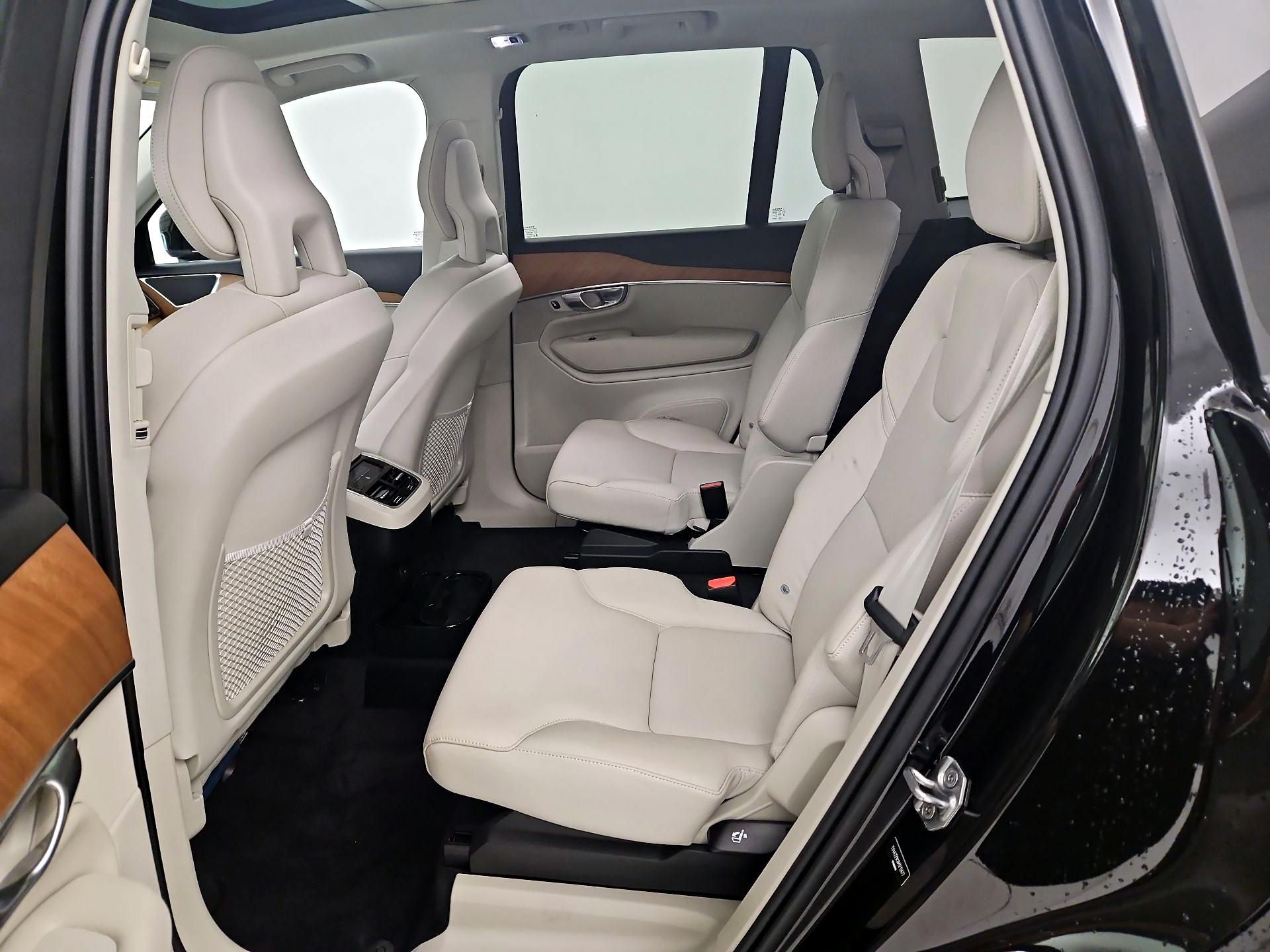 Thumbnail: 2021 Volvo XC90 - 20