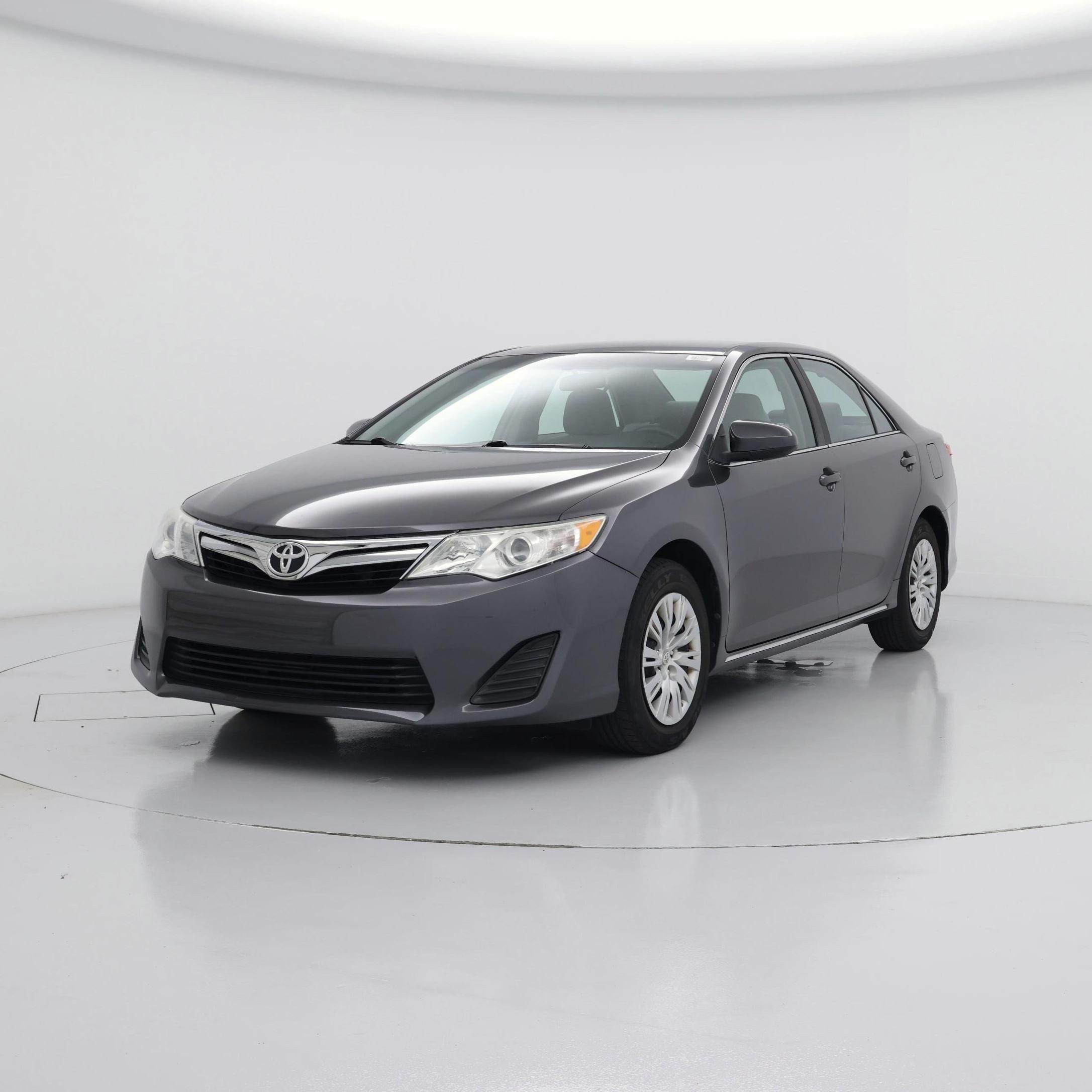Thumbnail: 2014 Toyota Camry - 4
