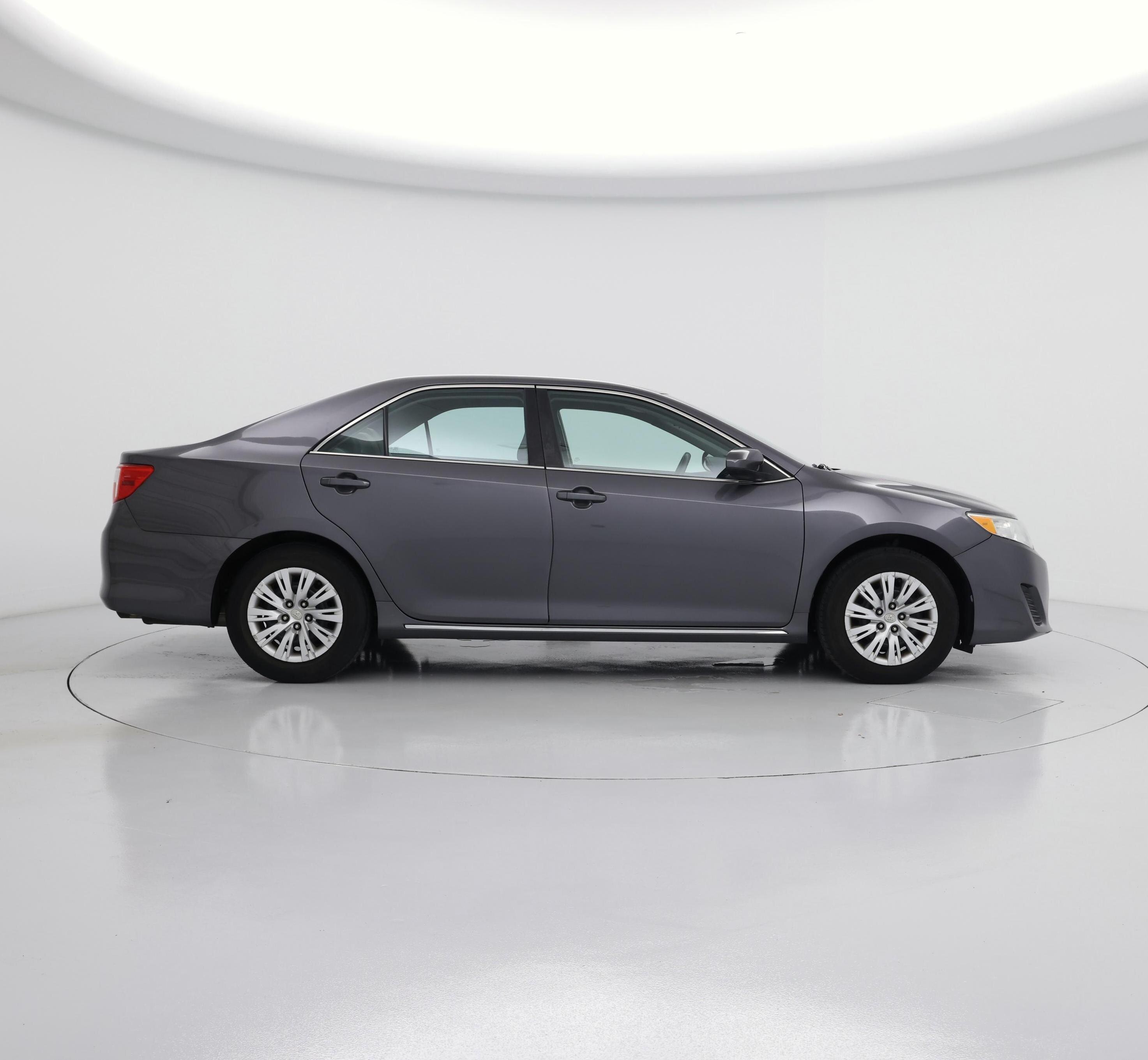 Thumbnail: 2014 Toyota Camry - 7