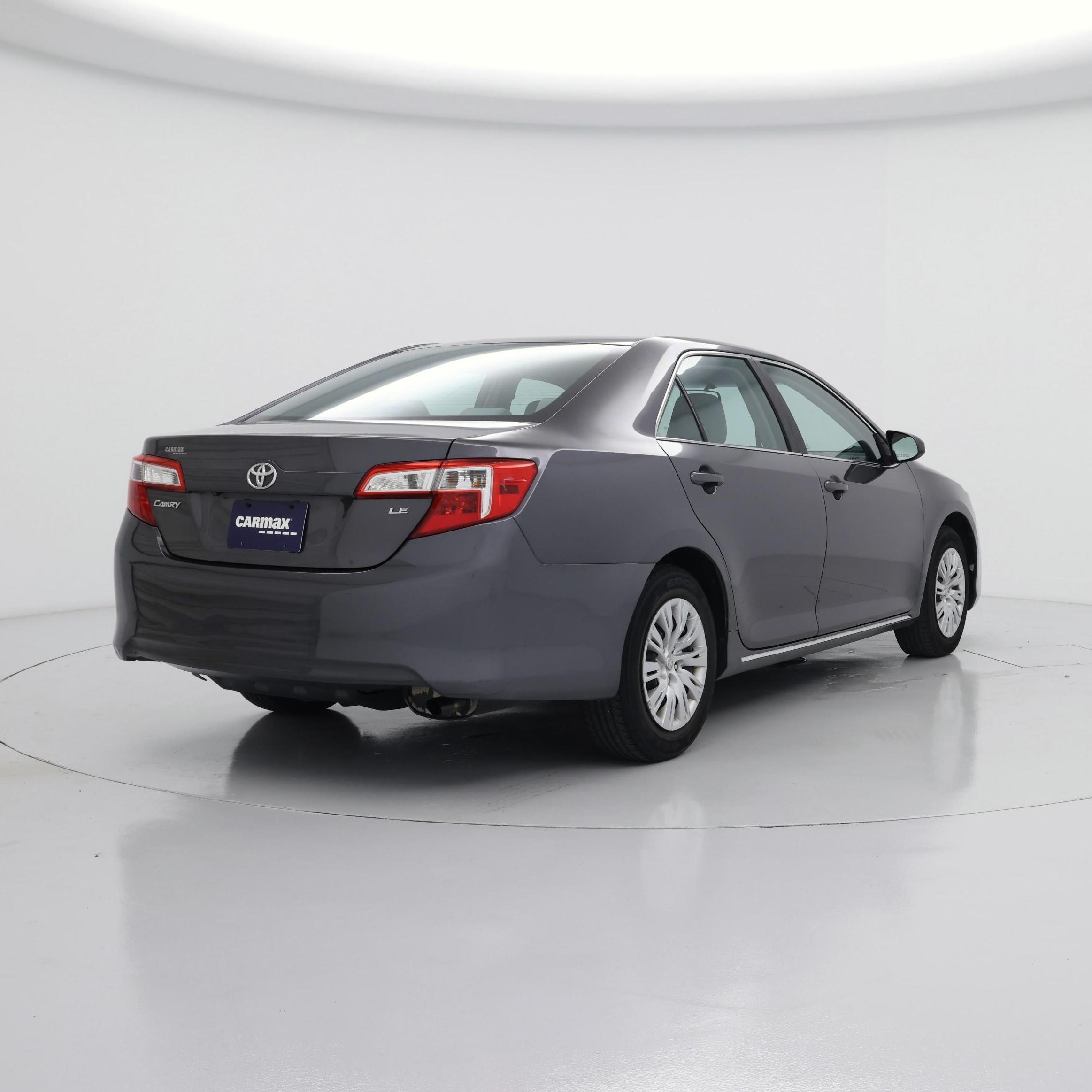 Thumbnail: 2014 Toyota Camry - 8