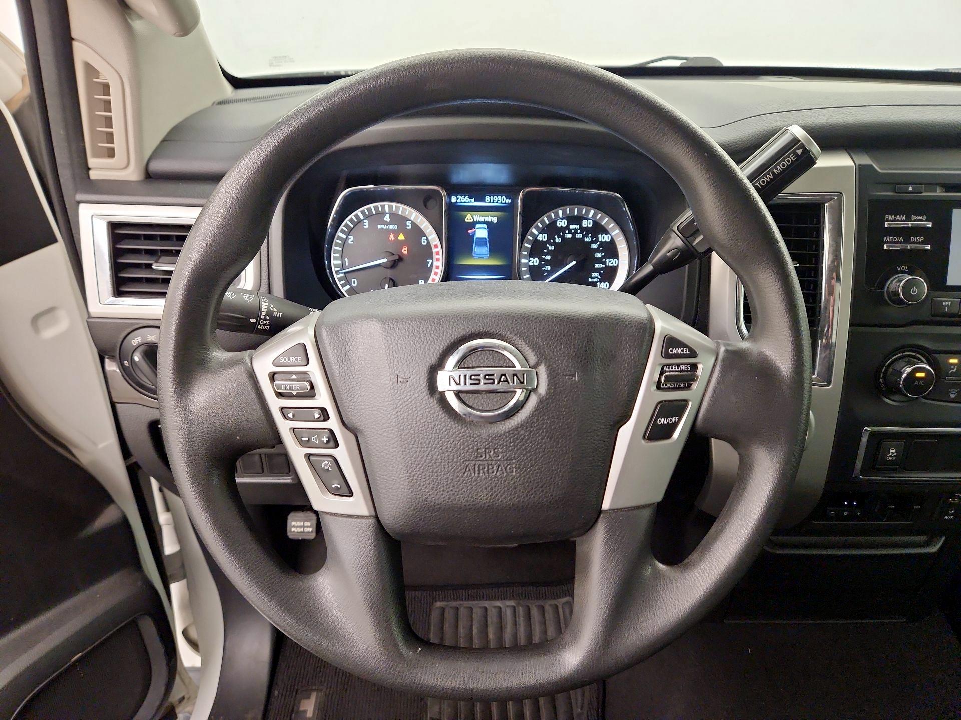 Thumbnail: 2017 Nissan Titan - 10