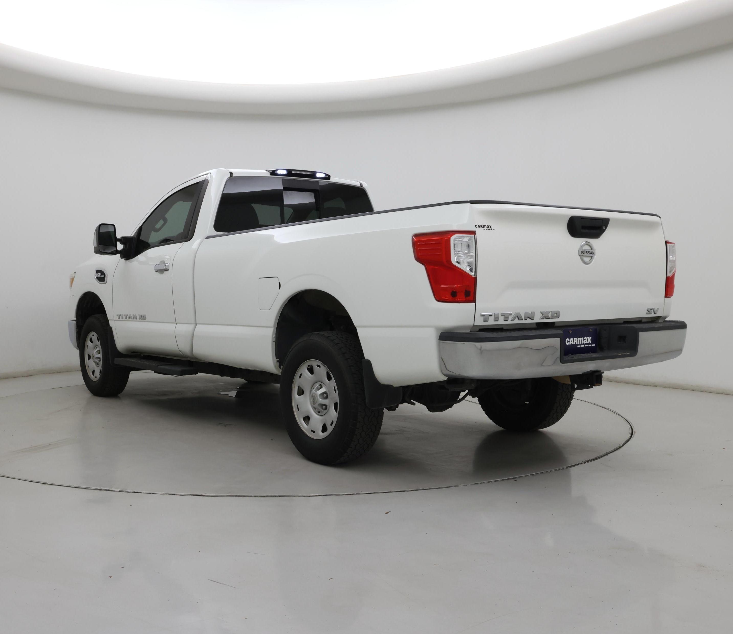 Thumbnail: 2017 Nissan Titan - 2