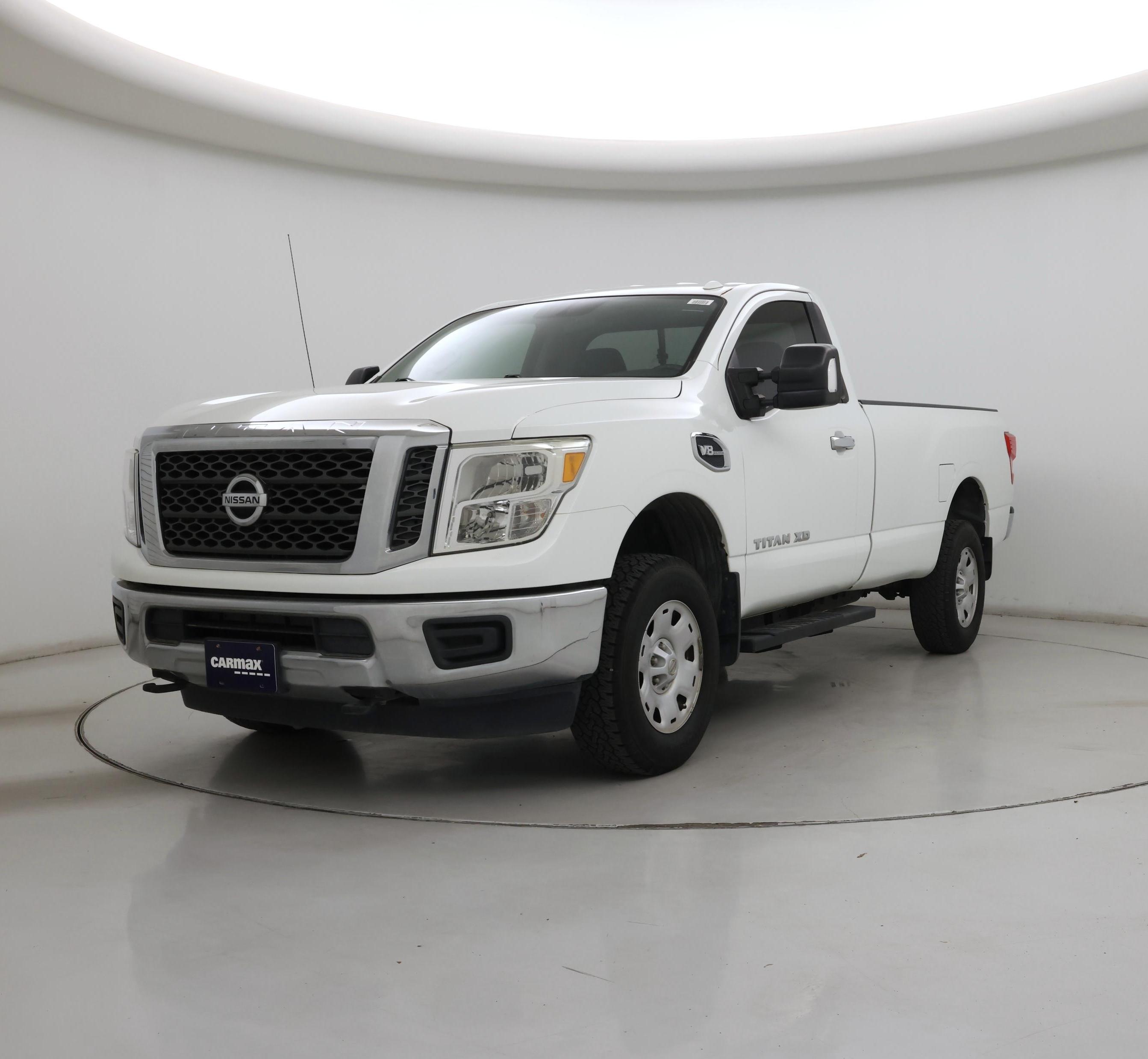 Thumbnail: 2017 Nissan Titan - 4
