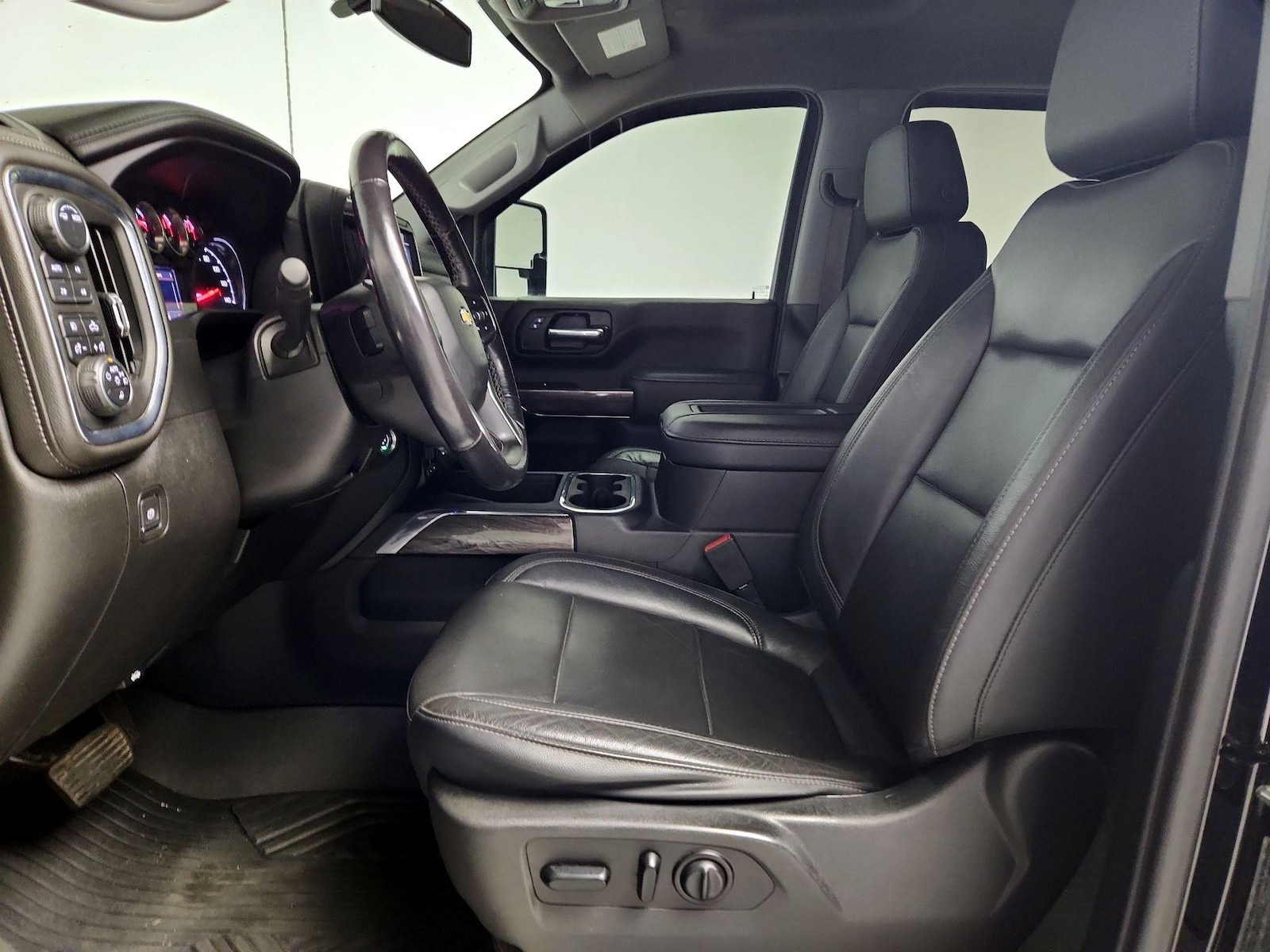 2020 Chevrolet Silverado 3500HD LTZ - Photo 12