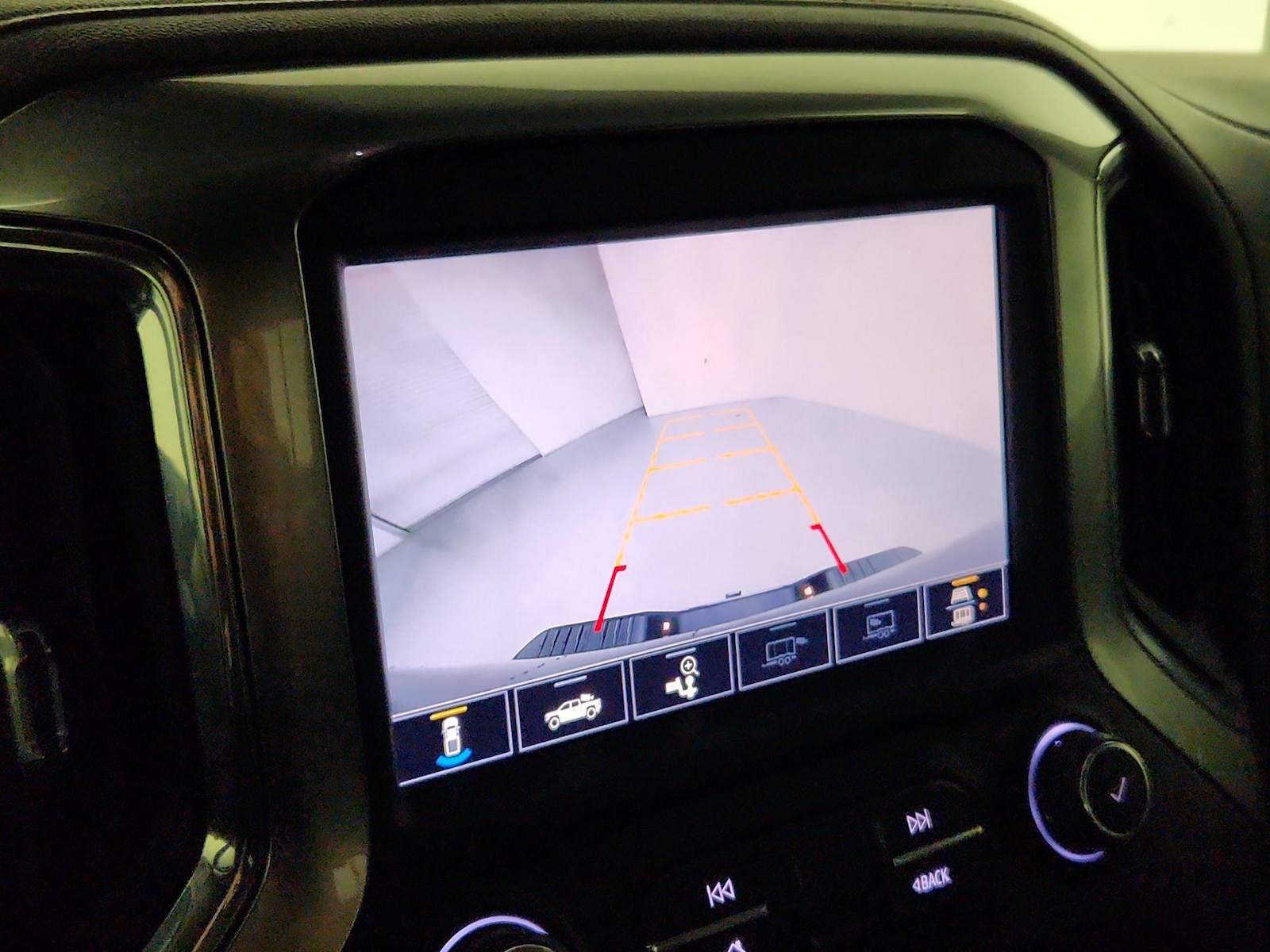 2020 Chevrolet Silverado 3500HD LTZ - Photo 16