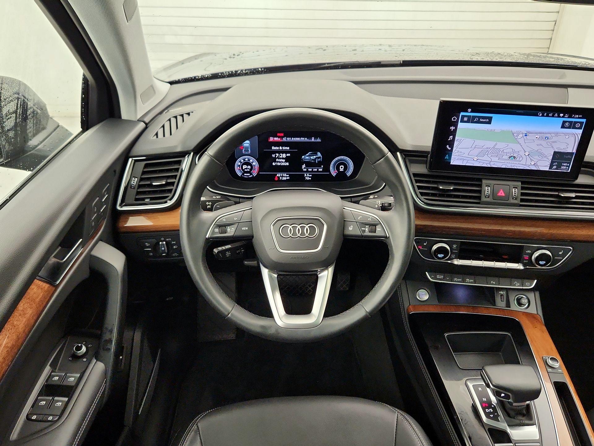 Thumbnail: 2022 Audi Q5 - 10