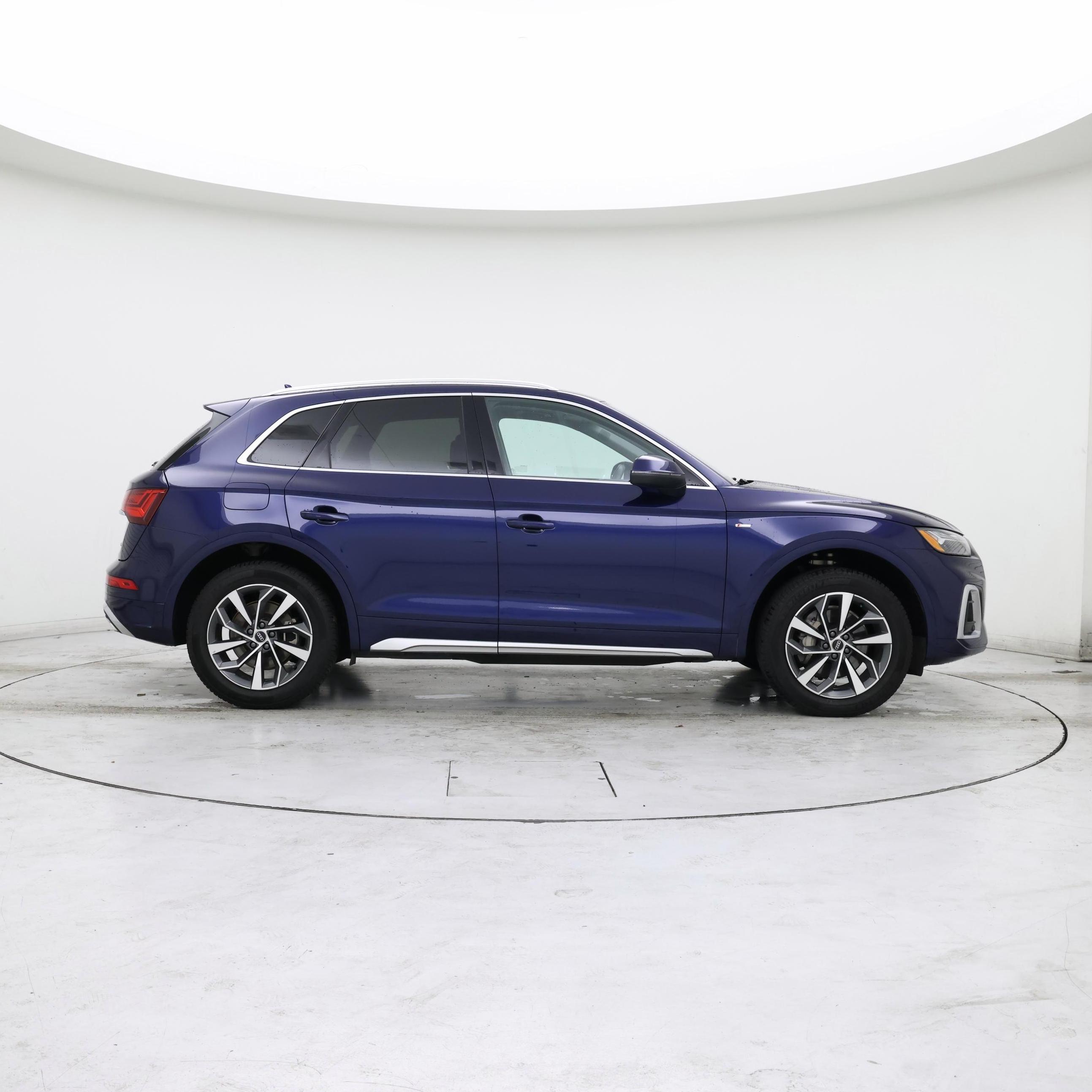 Thumbnail: 2022 Audi Q5 - 7