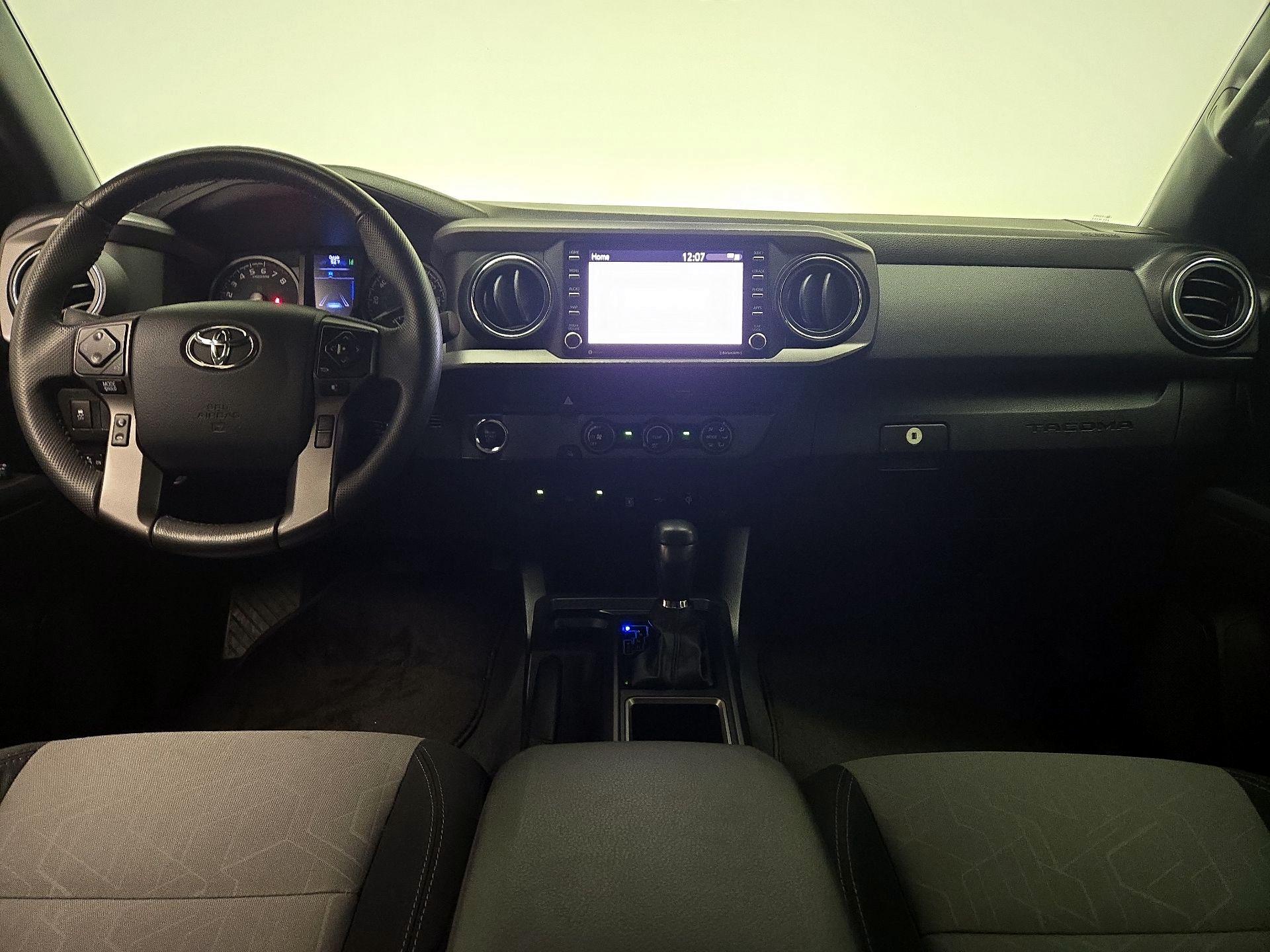 Thumbnail: 2020 Toyota Tacoma - 9