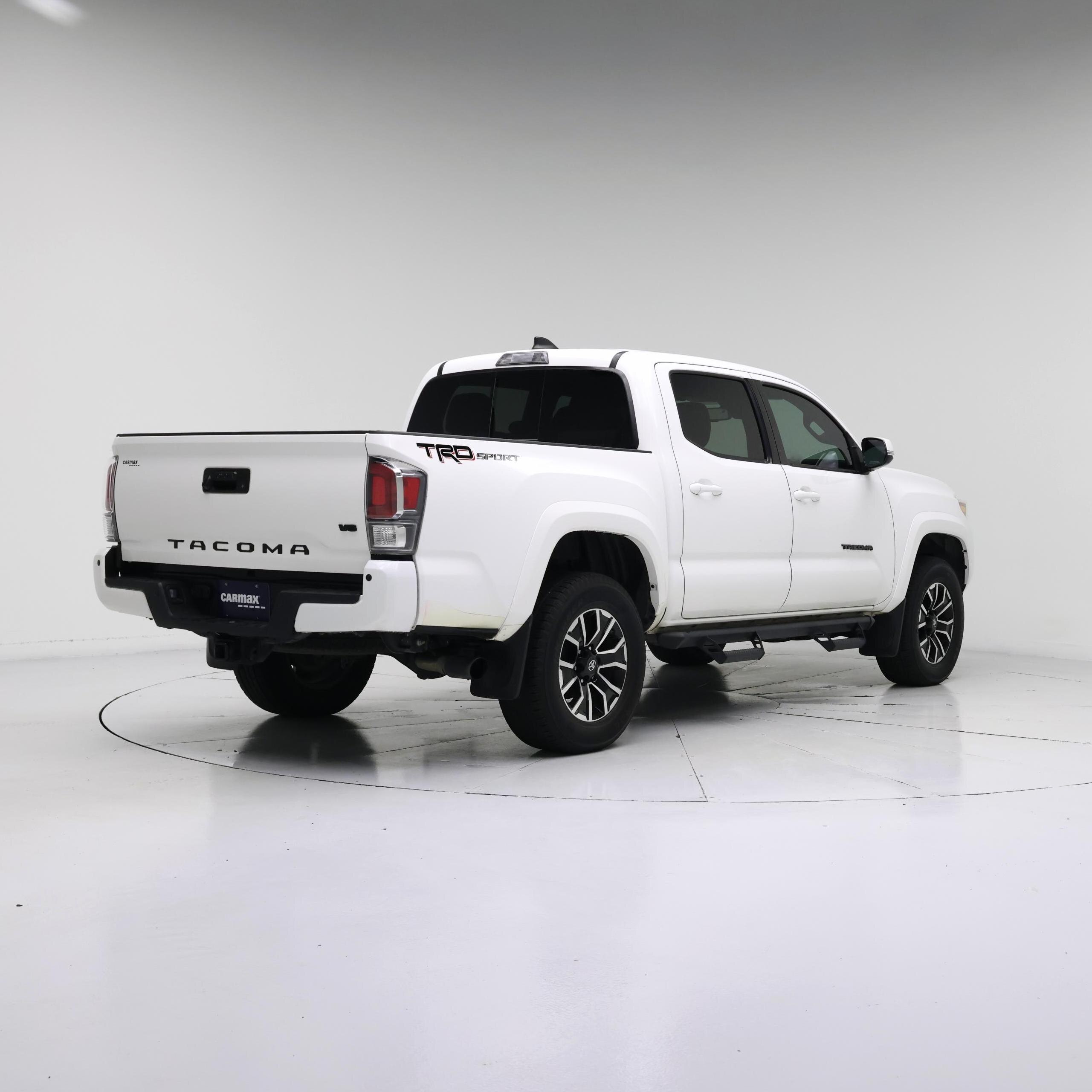 Thumbnail: 2020 Toyota Tacoma - 8