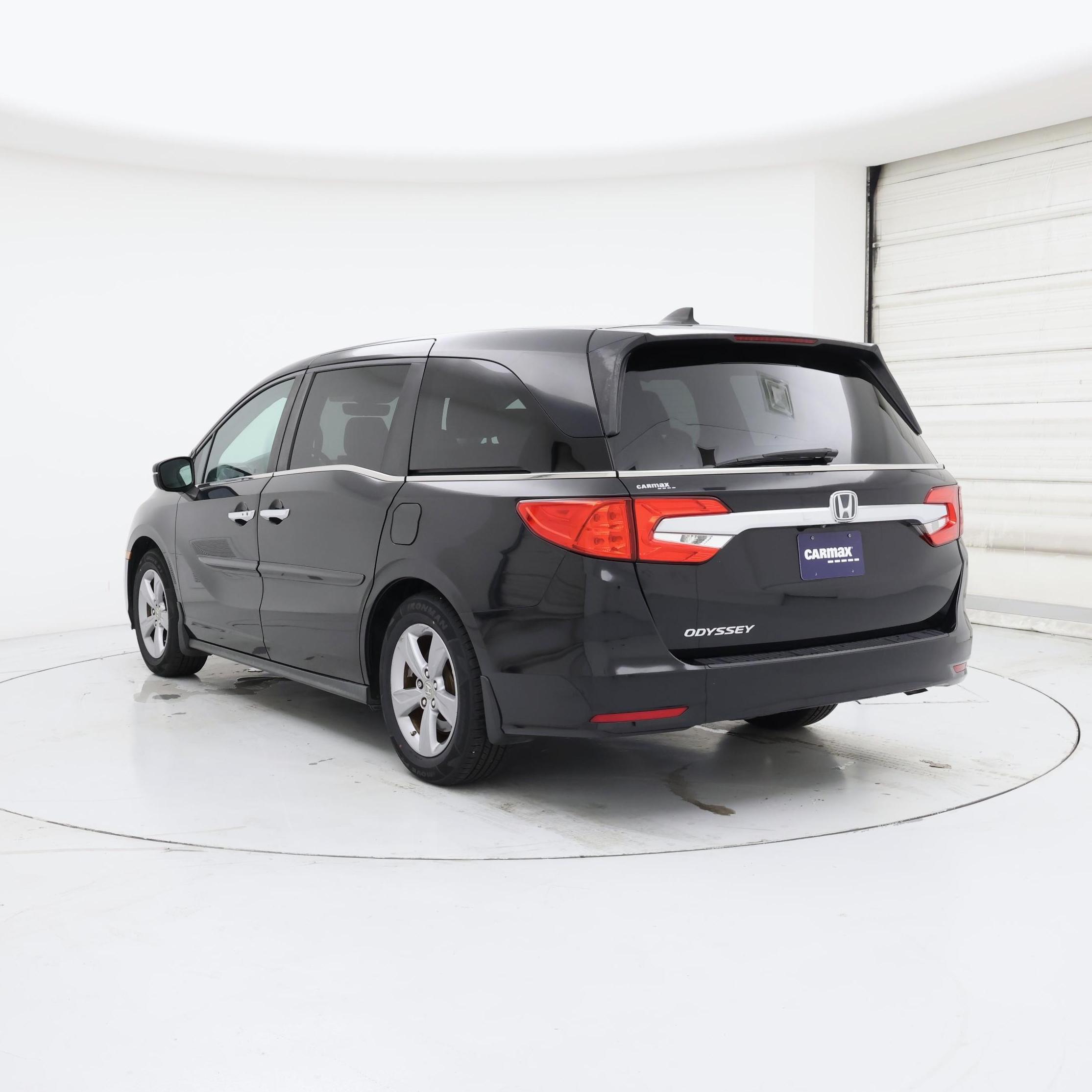 Thumbnail: 2018 Honda Odyssey - 2