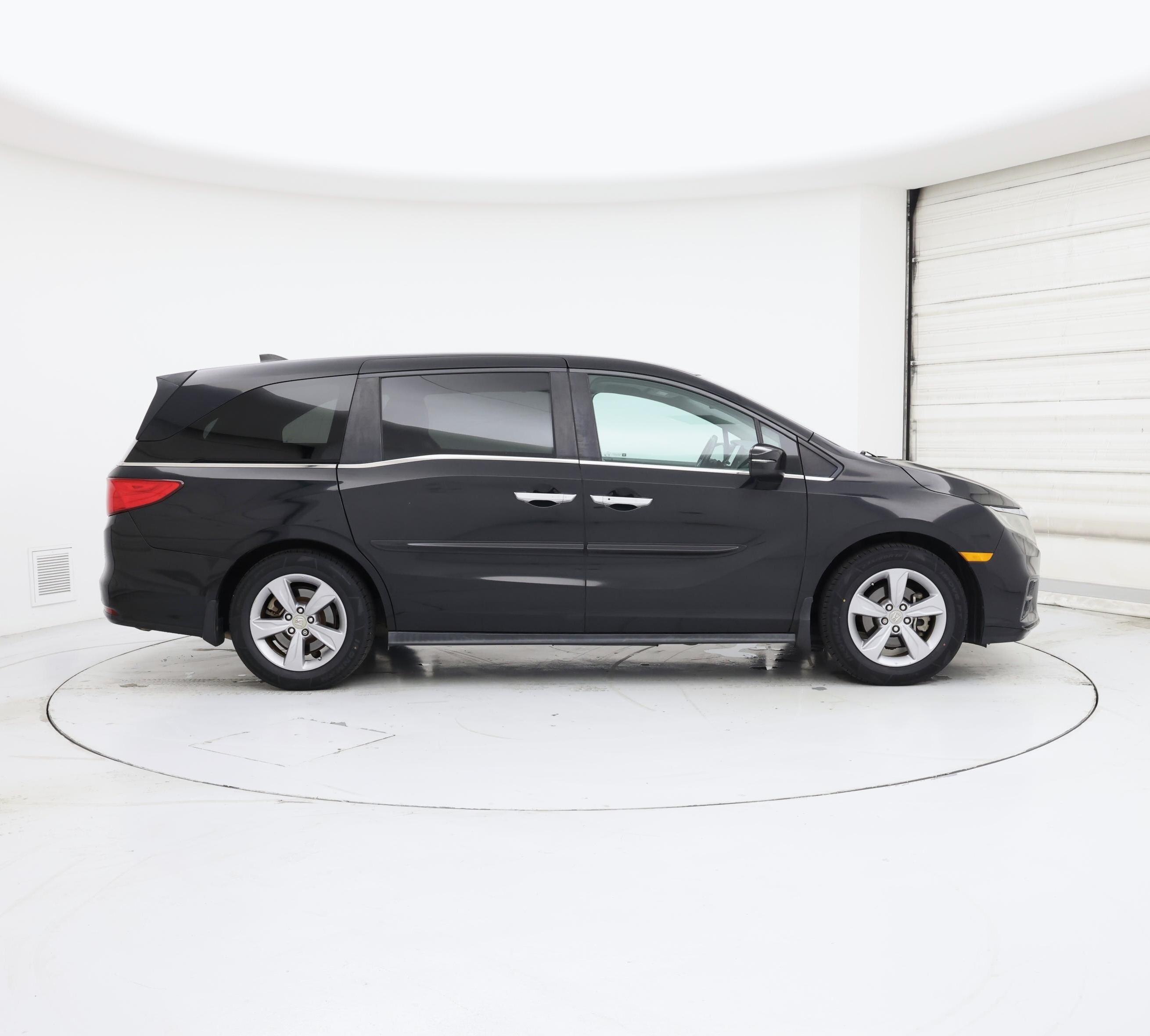 Thumbnail: 2018 Honda Odyssey - 7