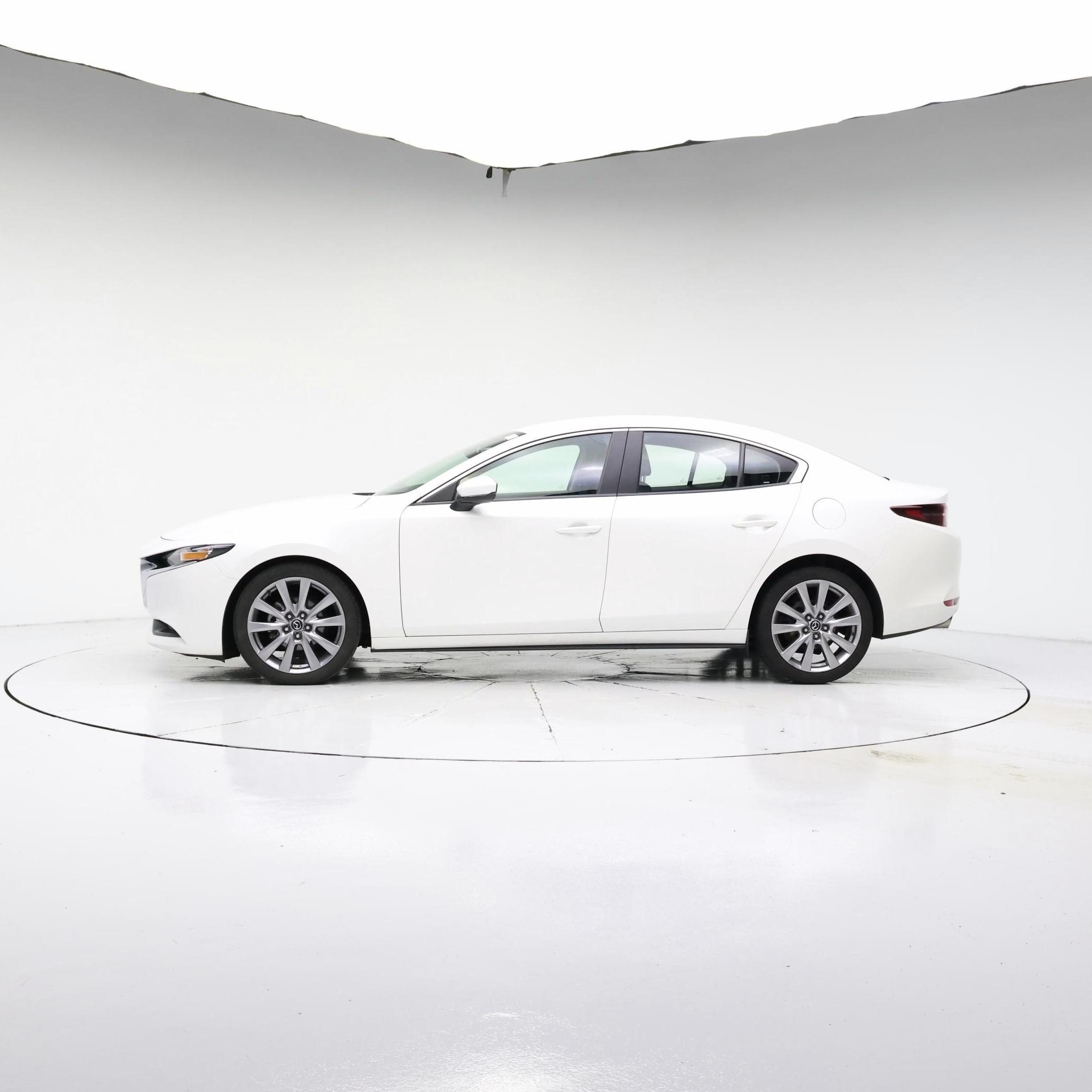 Thumbnail: 2019 Mazda Mazda3 - 3