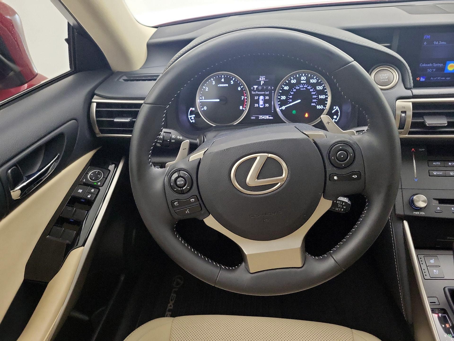 Thumbnail: 2015 Lexus IS - 10
