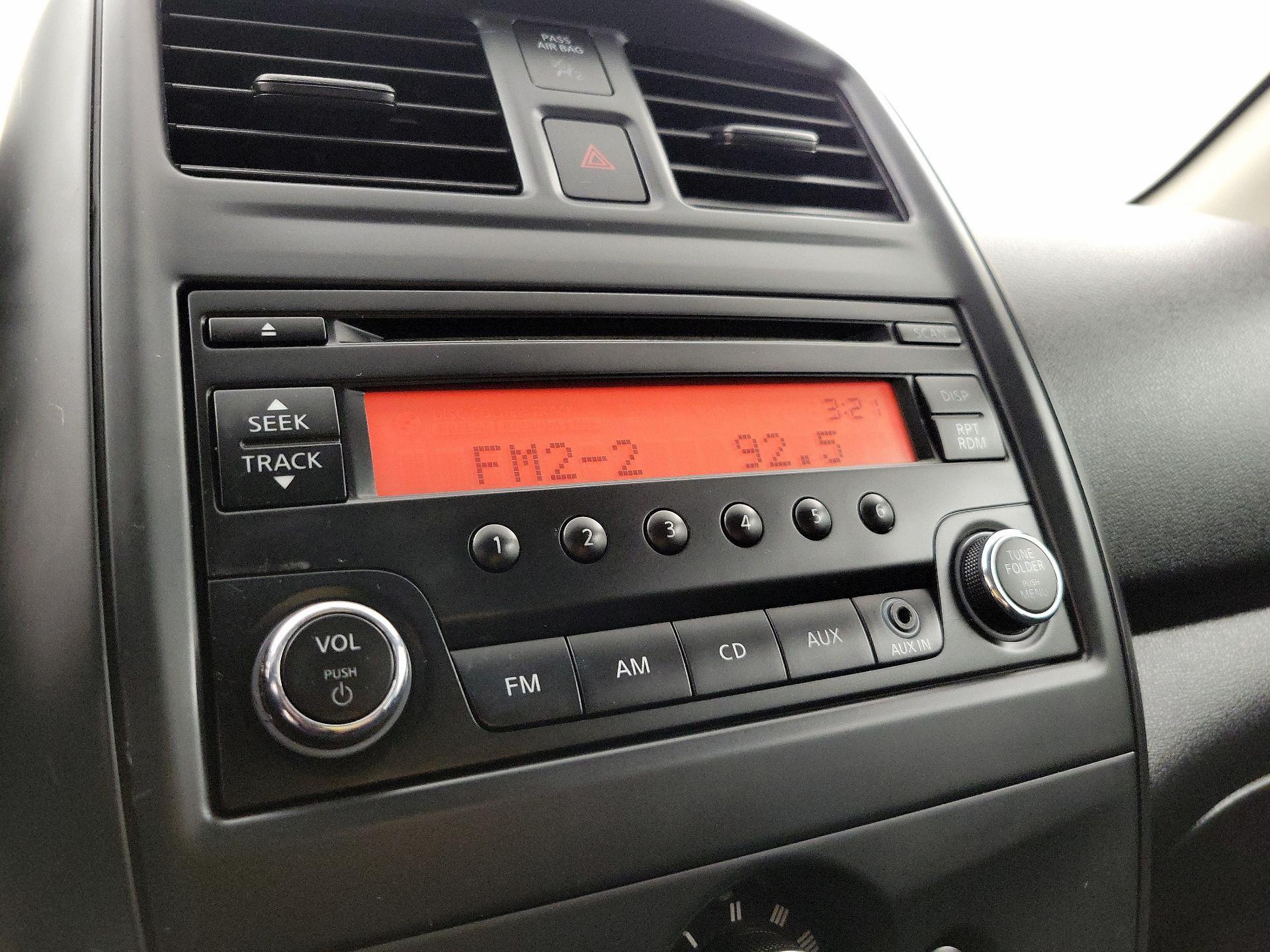 Thumbnail: 2015 Nissan Versa - 14
