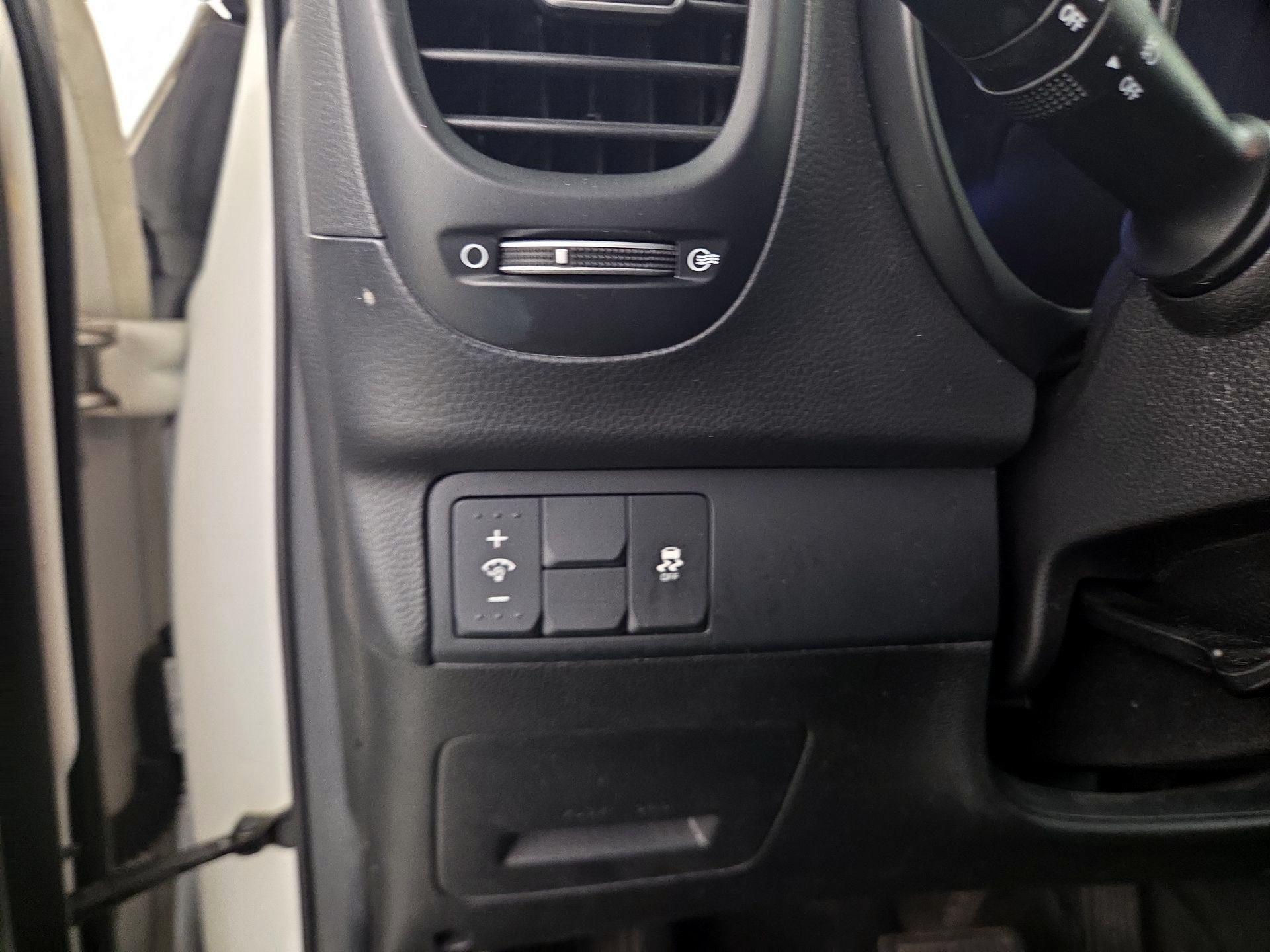 Thumbnail: 2018 Kia Soul - 13