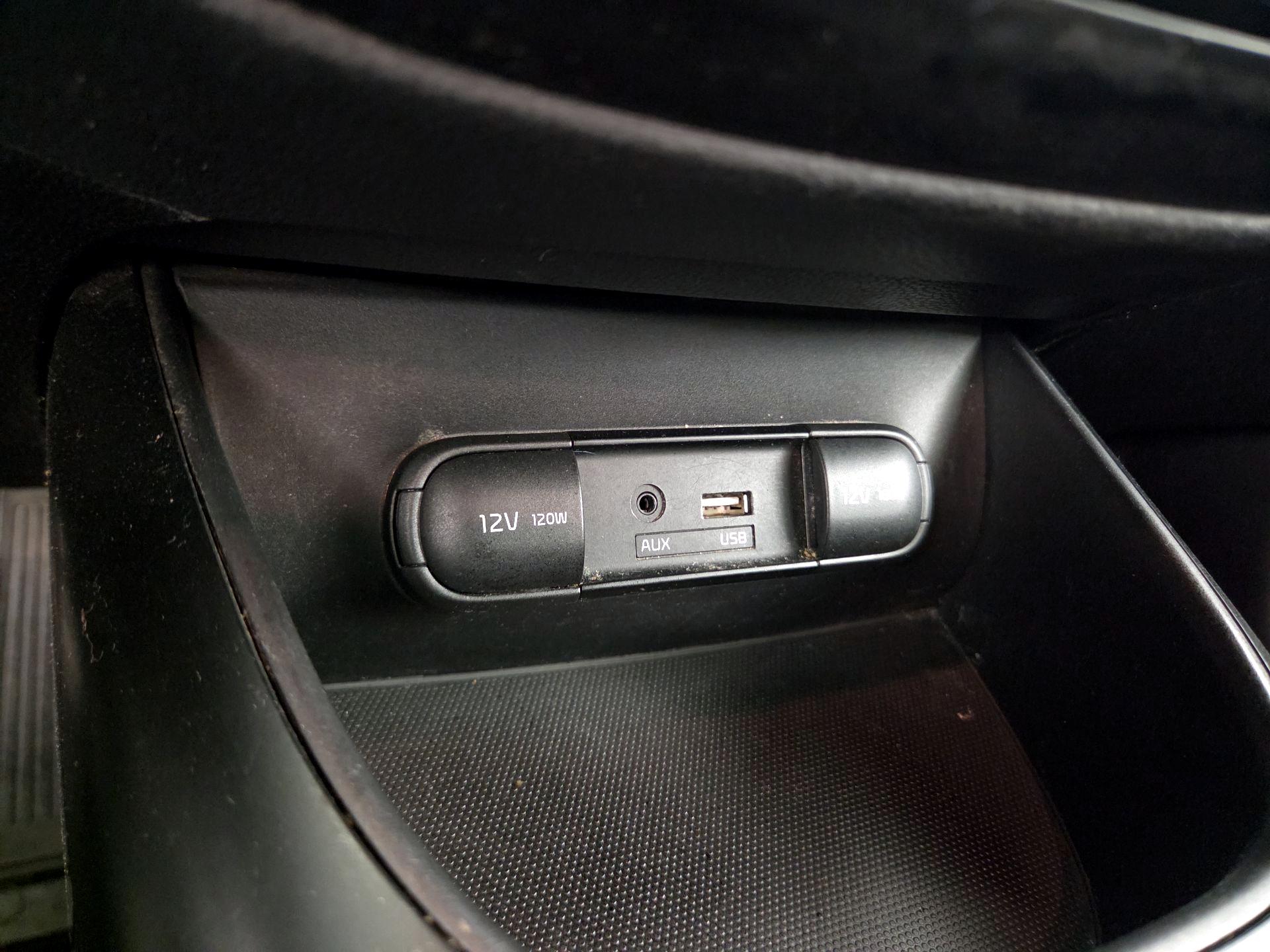Thumbnail: 2018 Kia Soul - 18