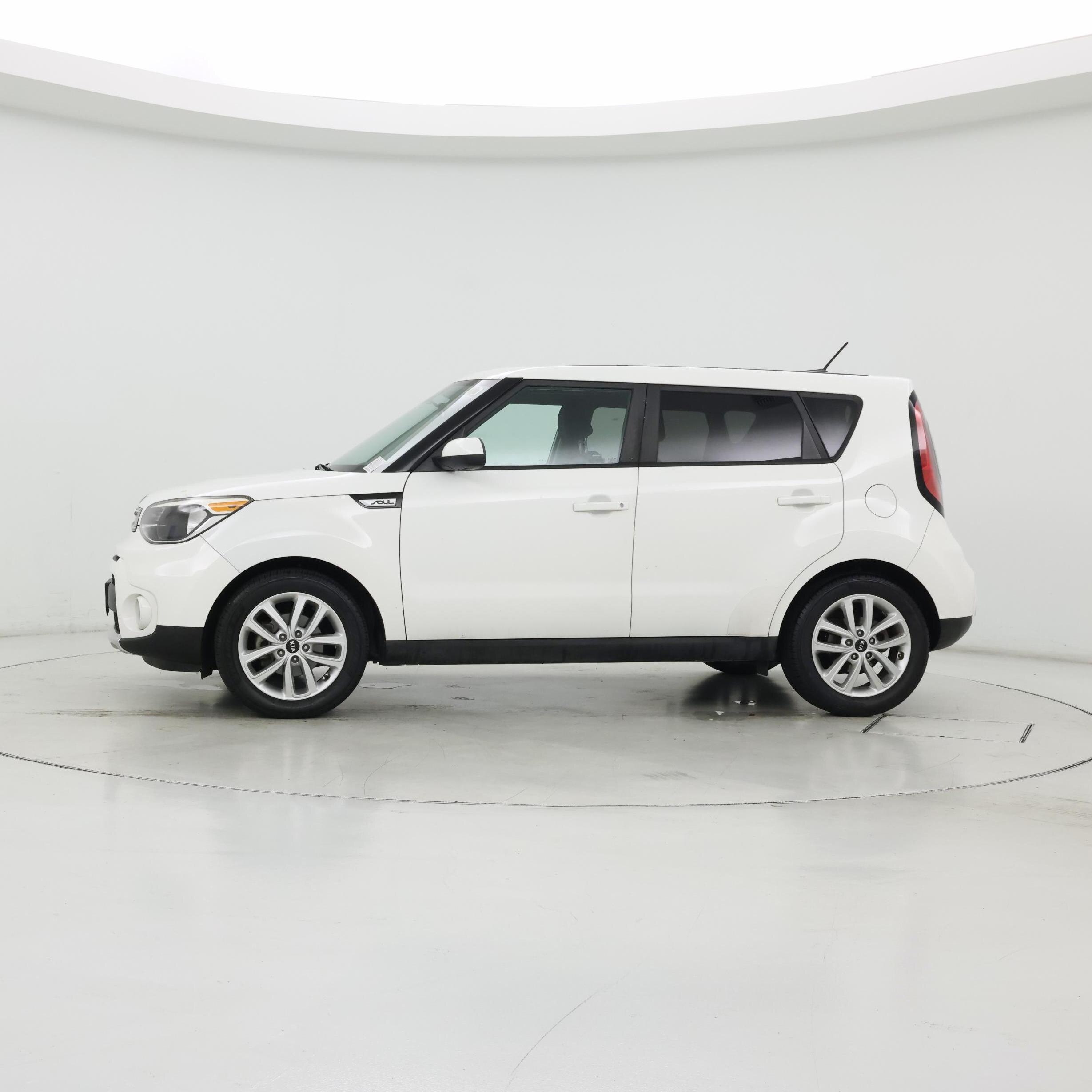 Thumbnail: 2018 Kia Soul - 3