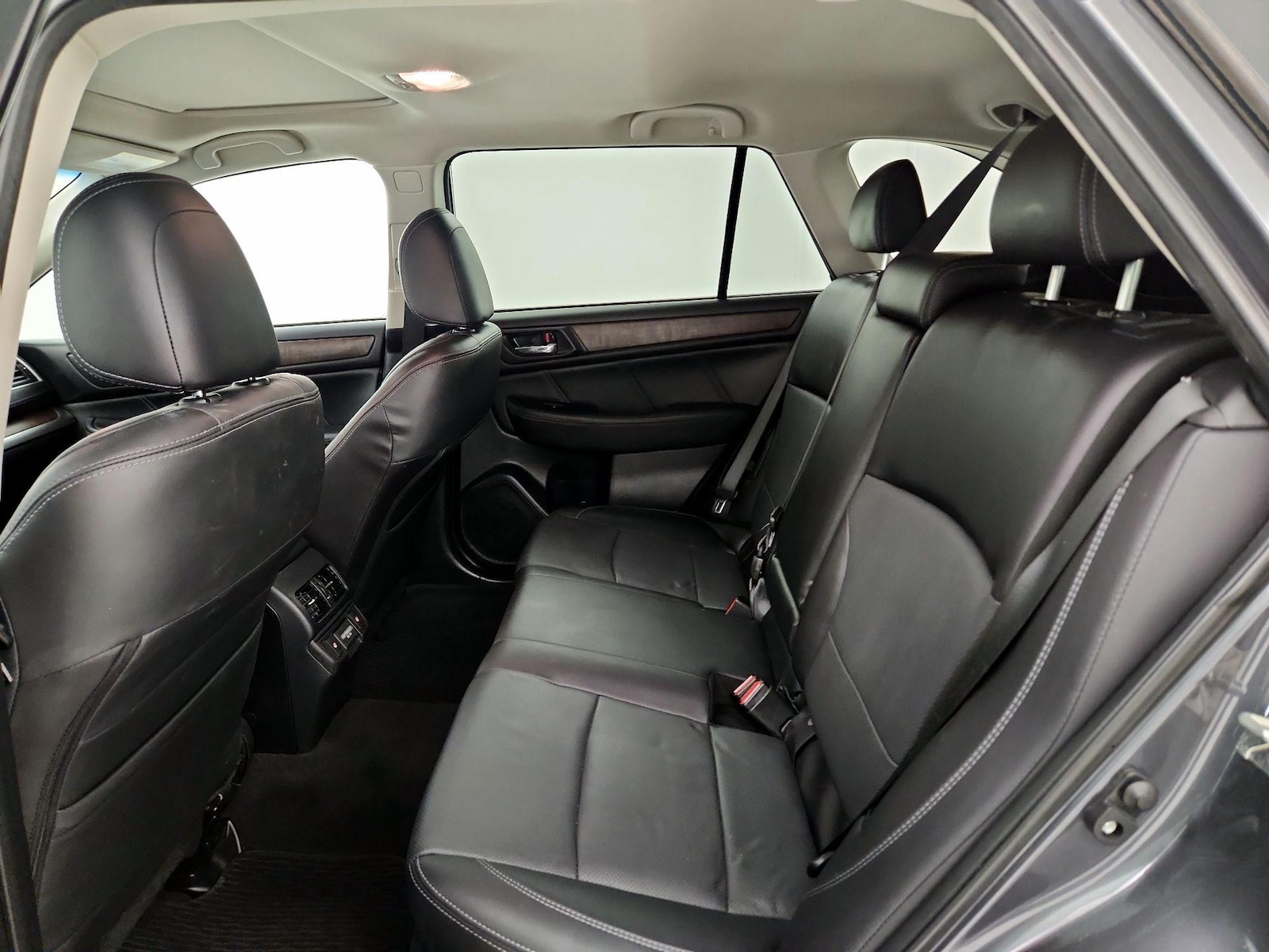 2018 Subaru Outback Limited - Photo 22