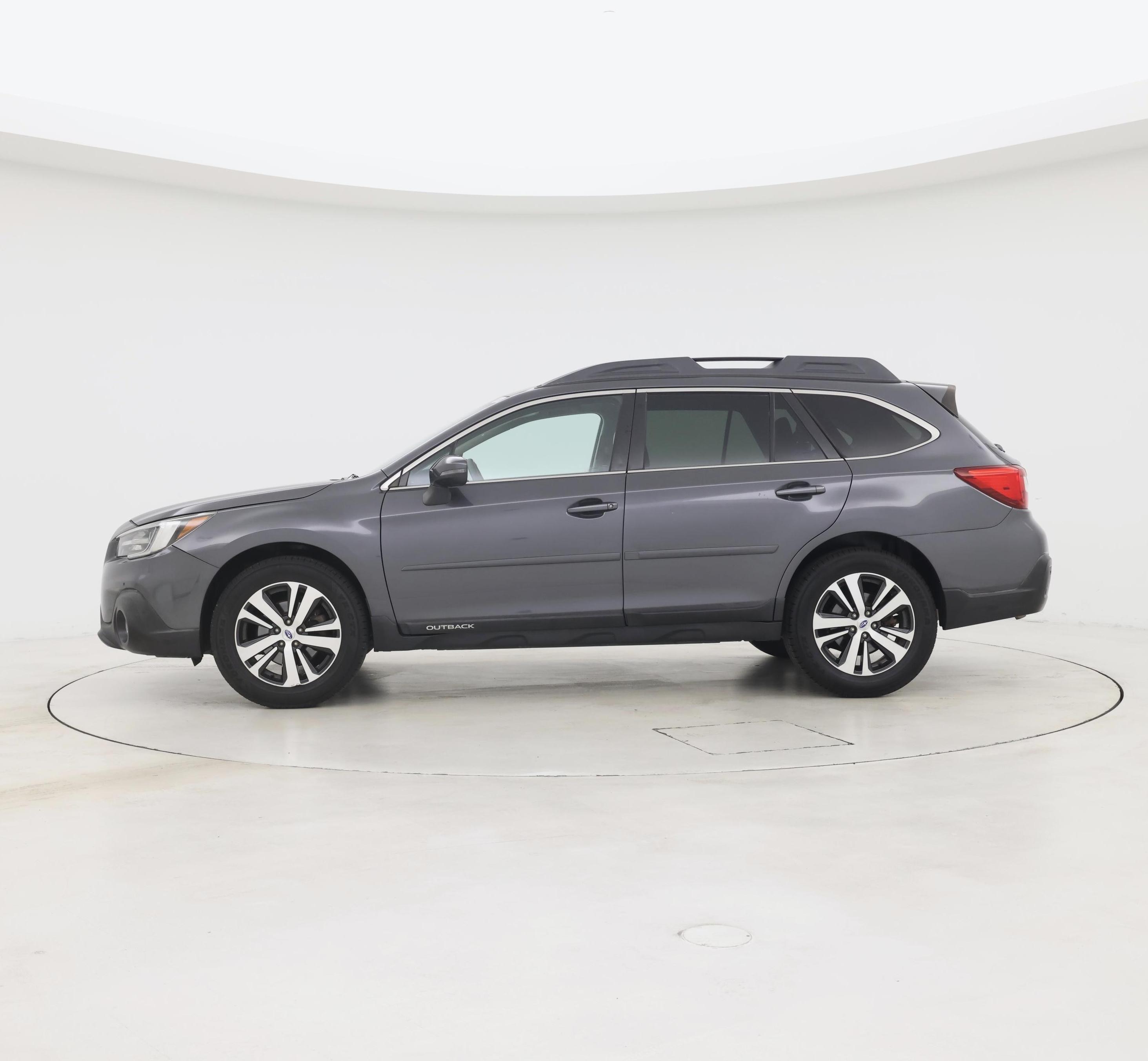 Thumbnail: 2018 Subaru Outback - 3