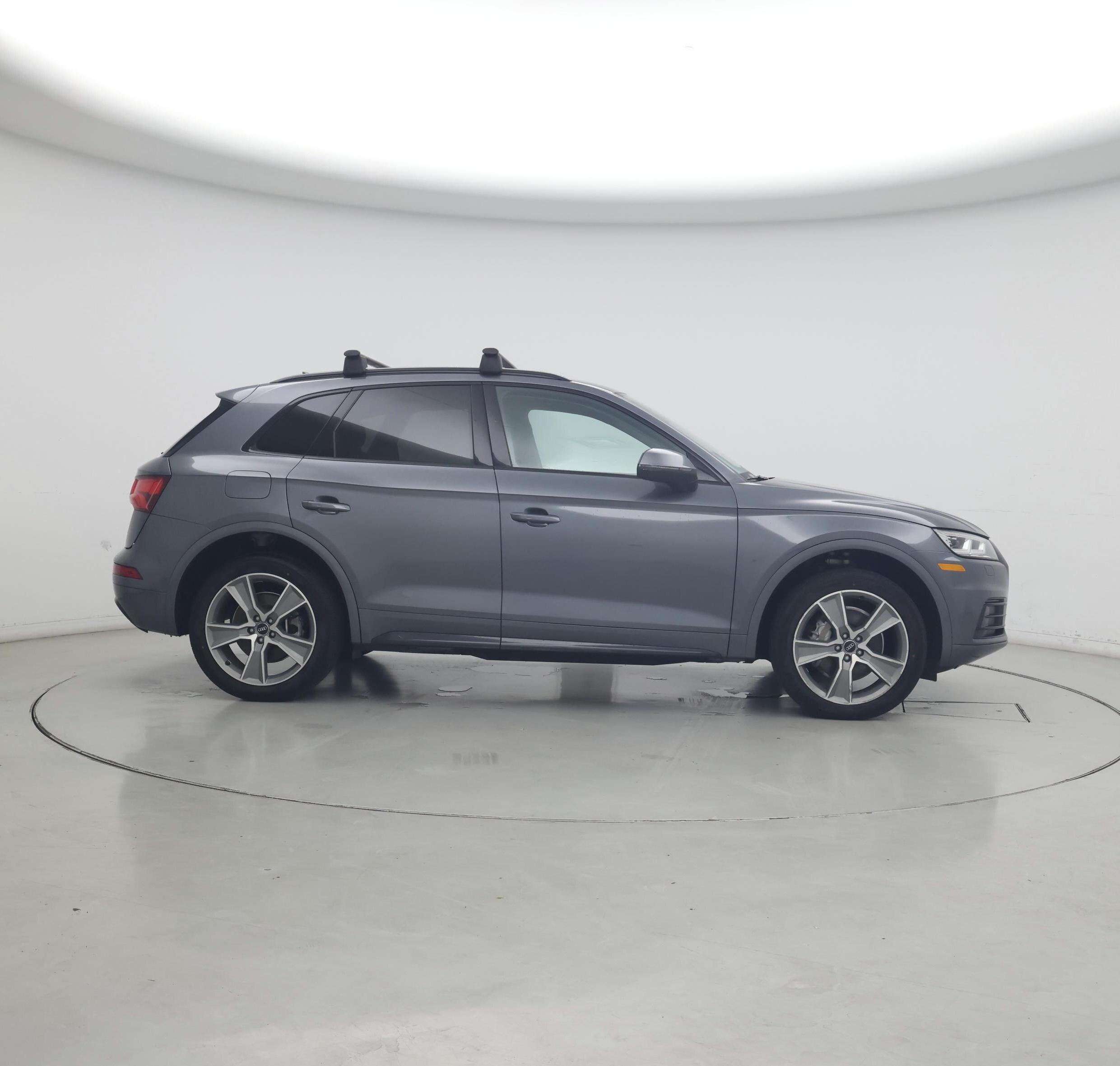 Thumbnail: 2020 Audi Q5 - 7