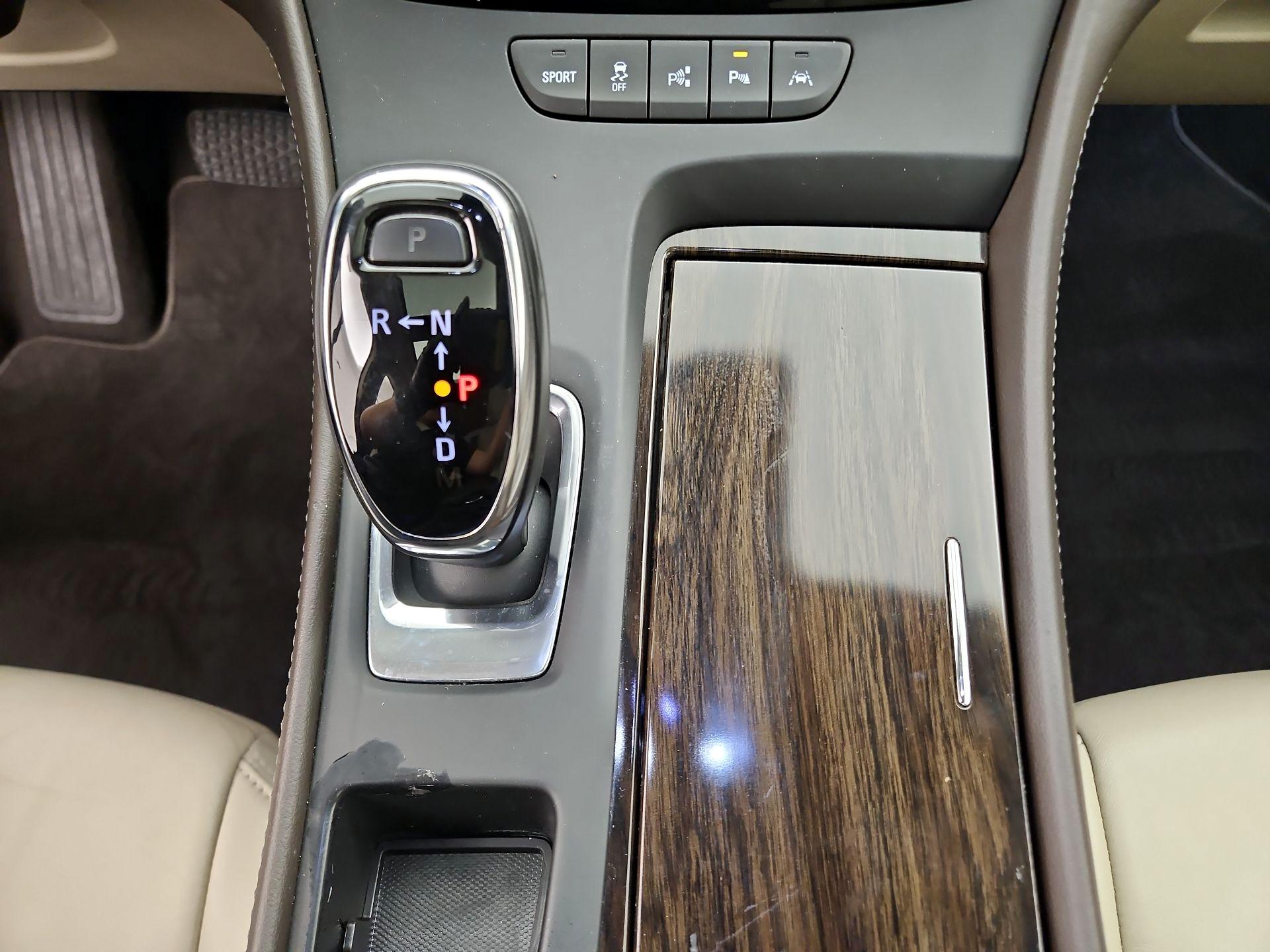 Thumbnail: 2017 Buick LaCrosse - 18