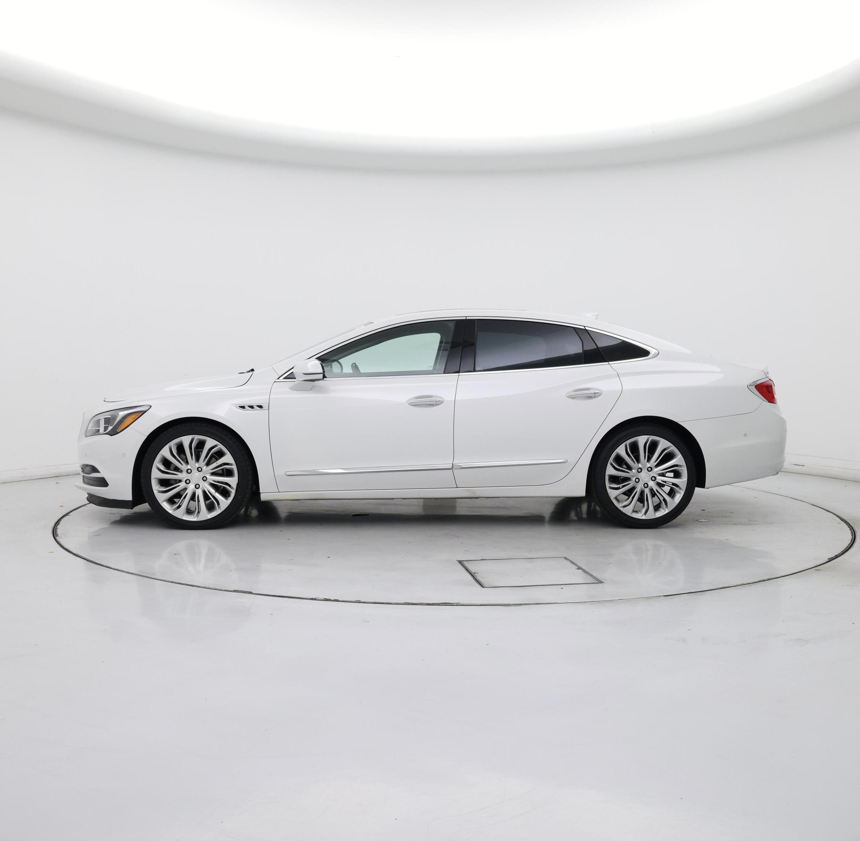 Thumbnail: 2017 Buick LaCrosse - 3