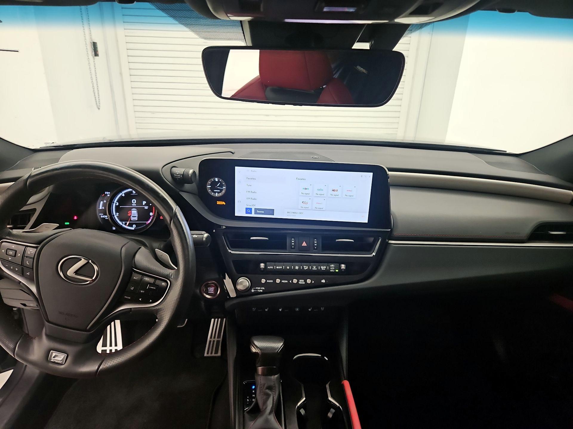 Thumbnail: 2023 Lexus ES - 9