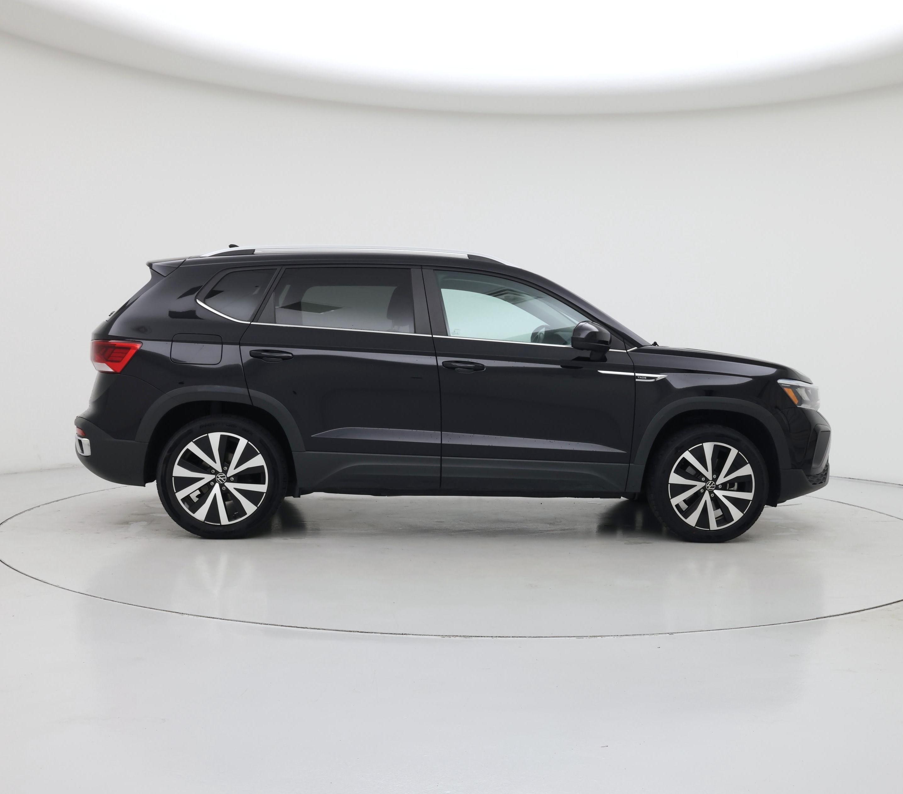 Thumbnail: 2022 Volkswagen Taos - 7