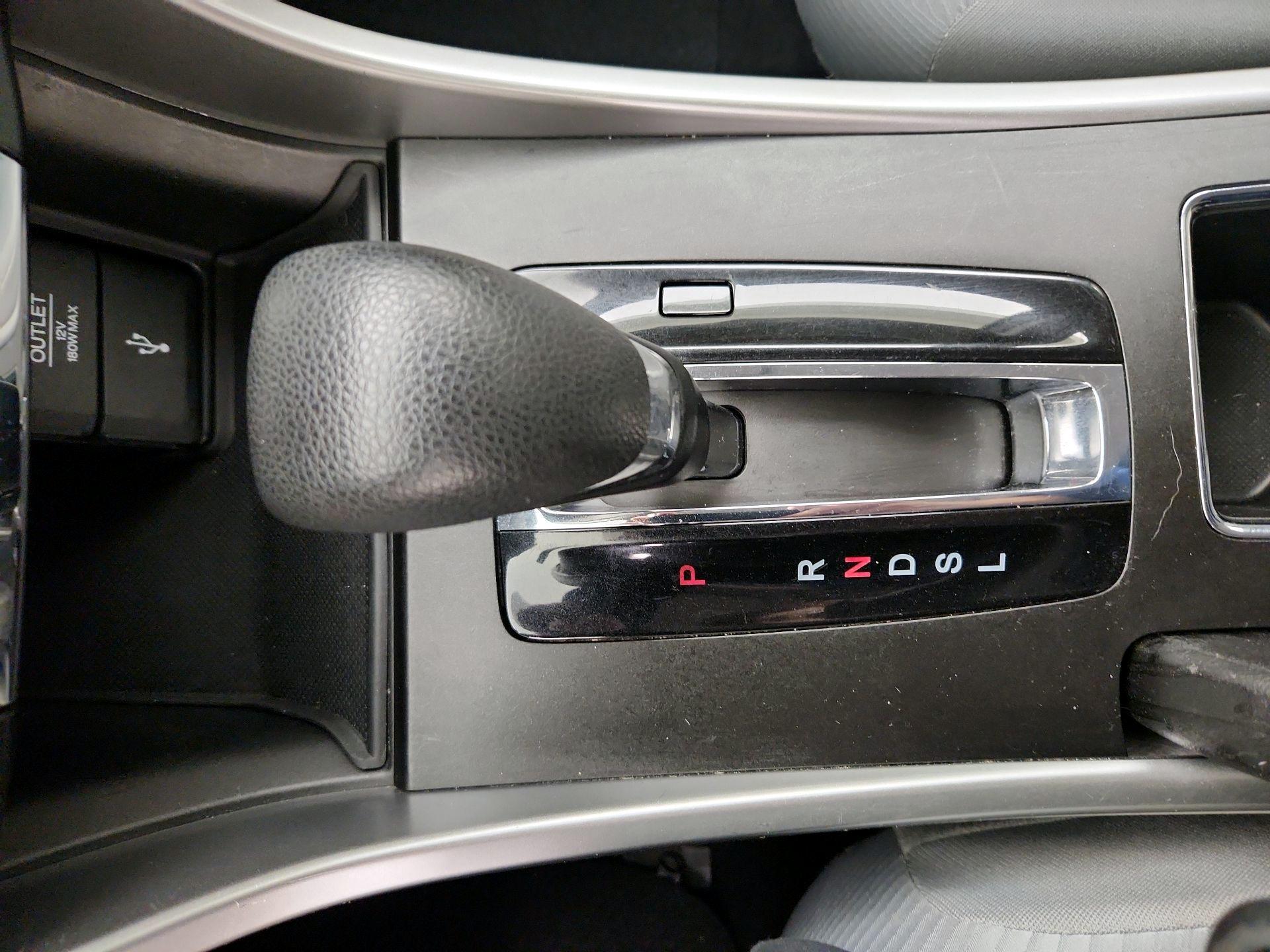 Thumbnail: 2015 Honda Accord - 17