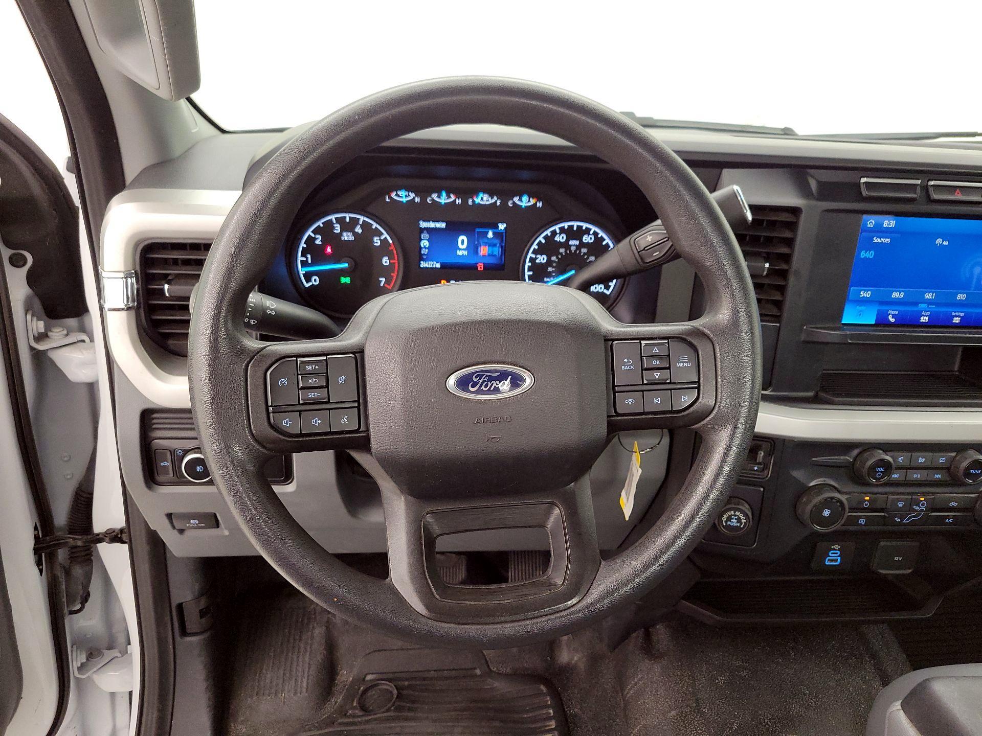 Thumbnail: 2023 Ford F-250 - 10