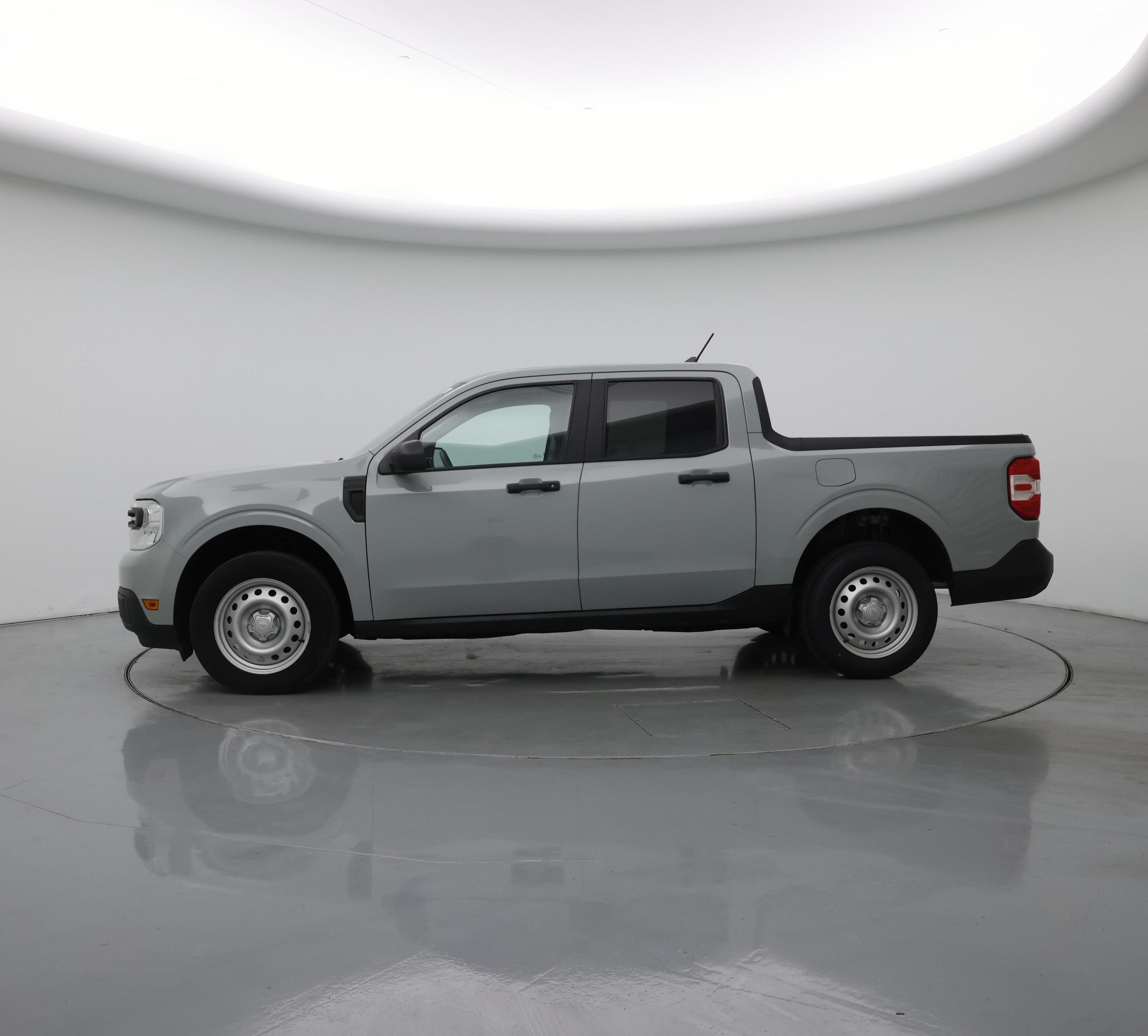 Thumbnail: 2022 Ford Maverick - 3