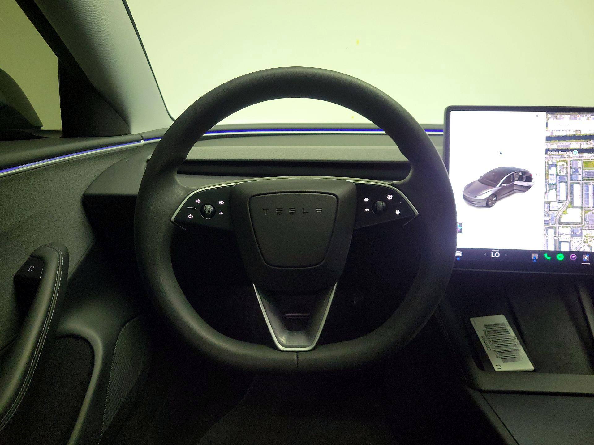 Thumbnail: 2024 Tesla Model 3 - 10