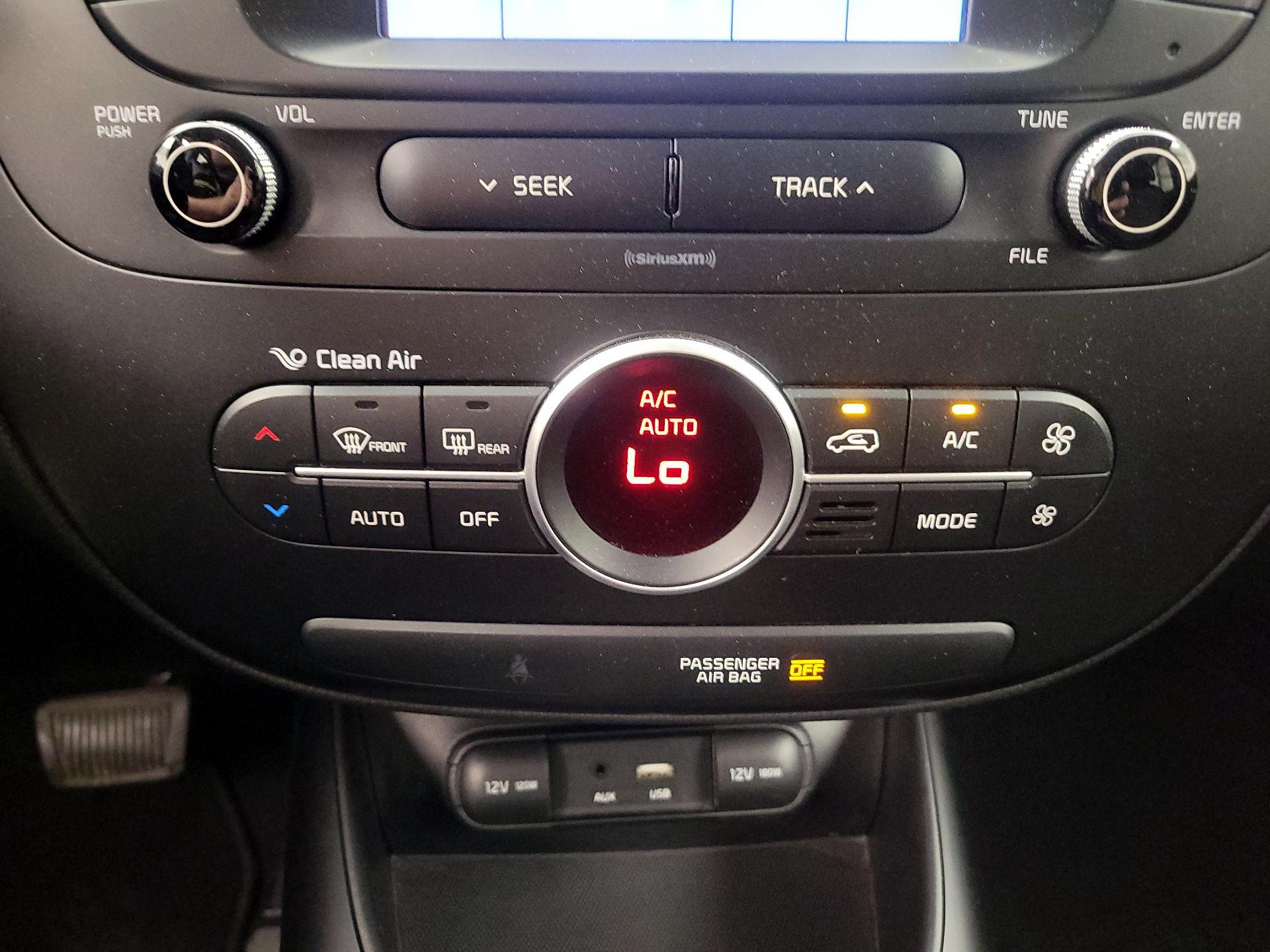Thumbnail: 2017 Kia Soul - 16