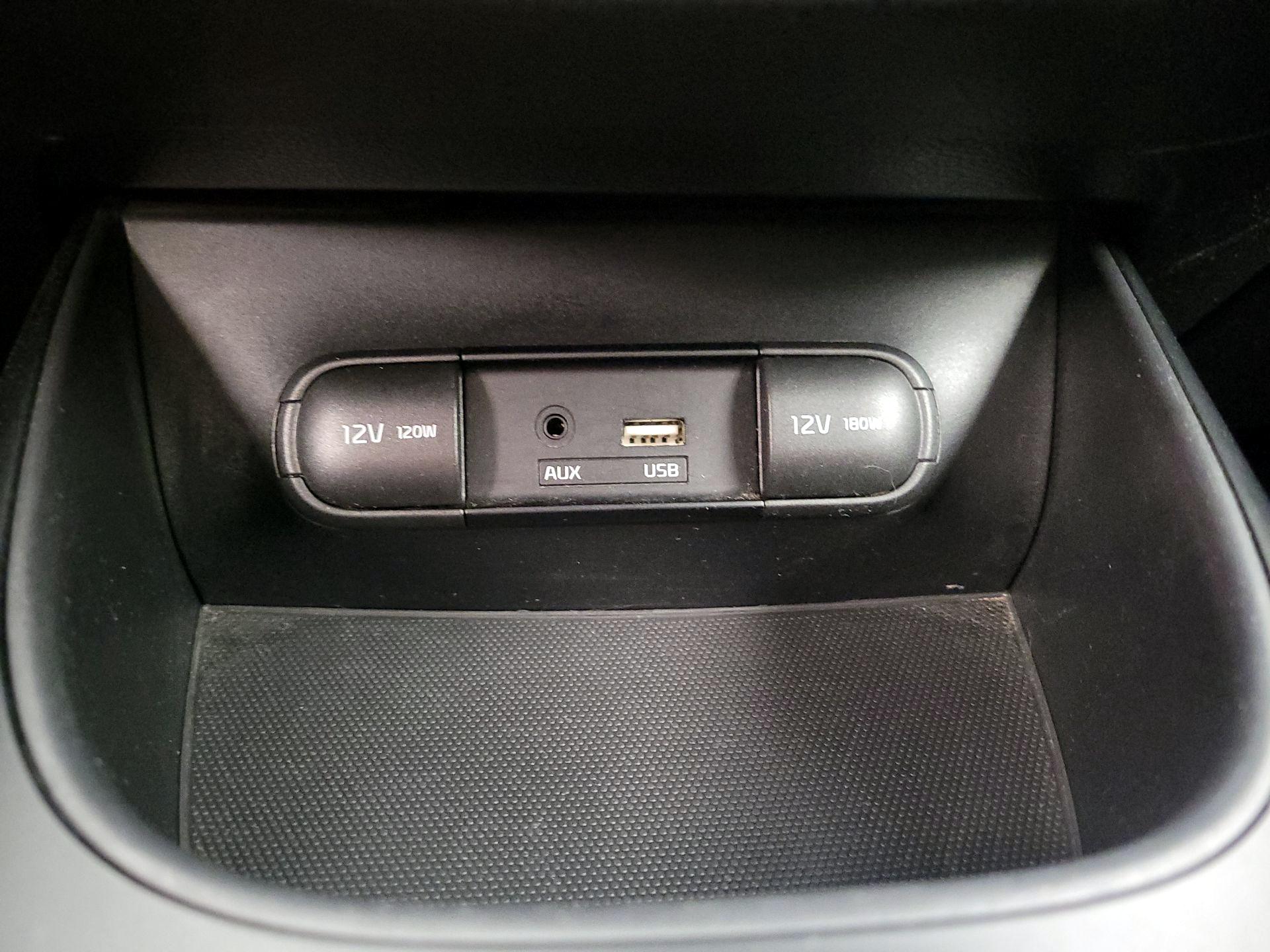 Thumbnail: 2017 Kia Soul - 18