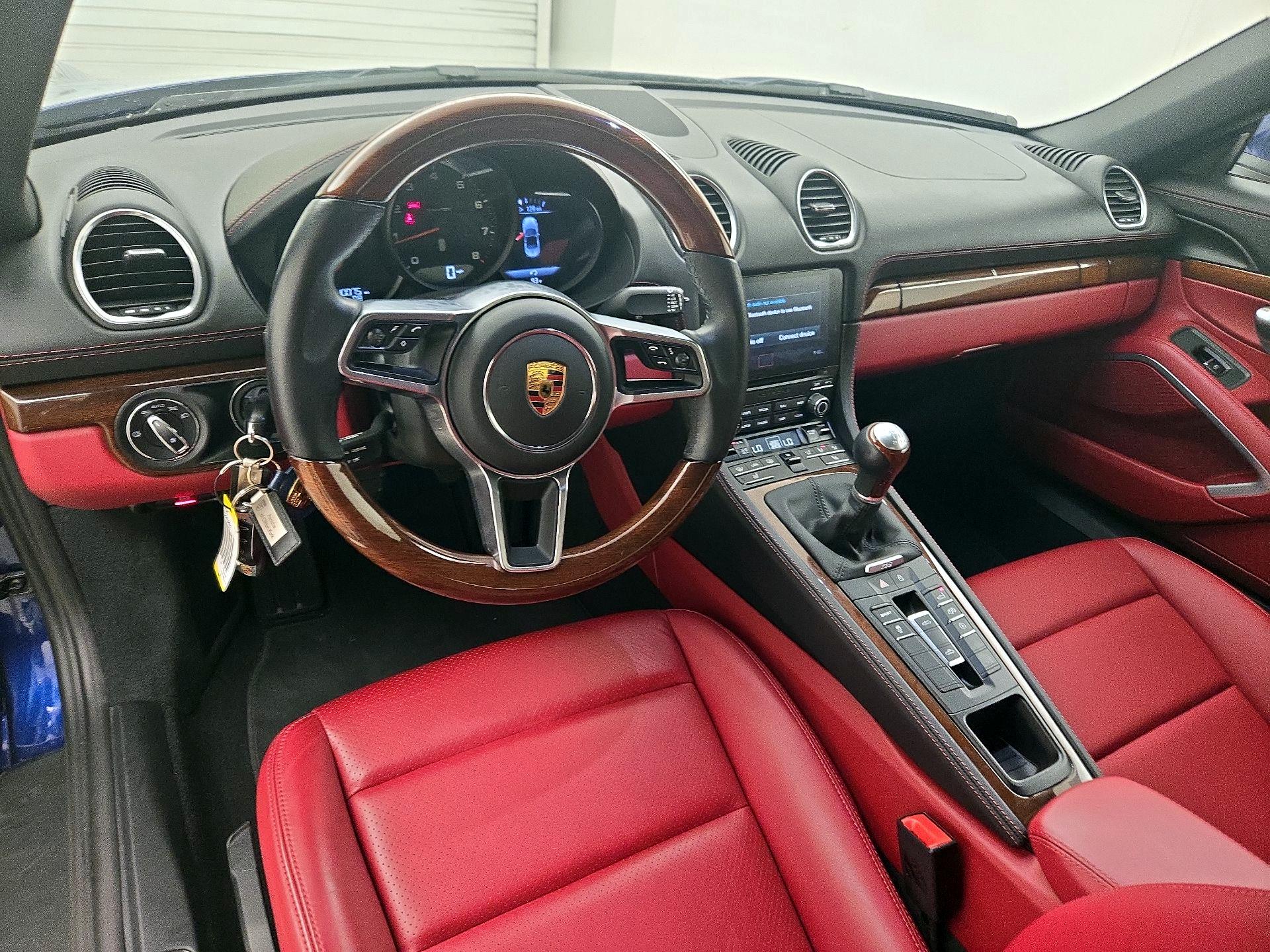 Thumbnail: 2022 Porsche 718 Boxster - 9