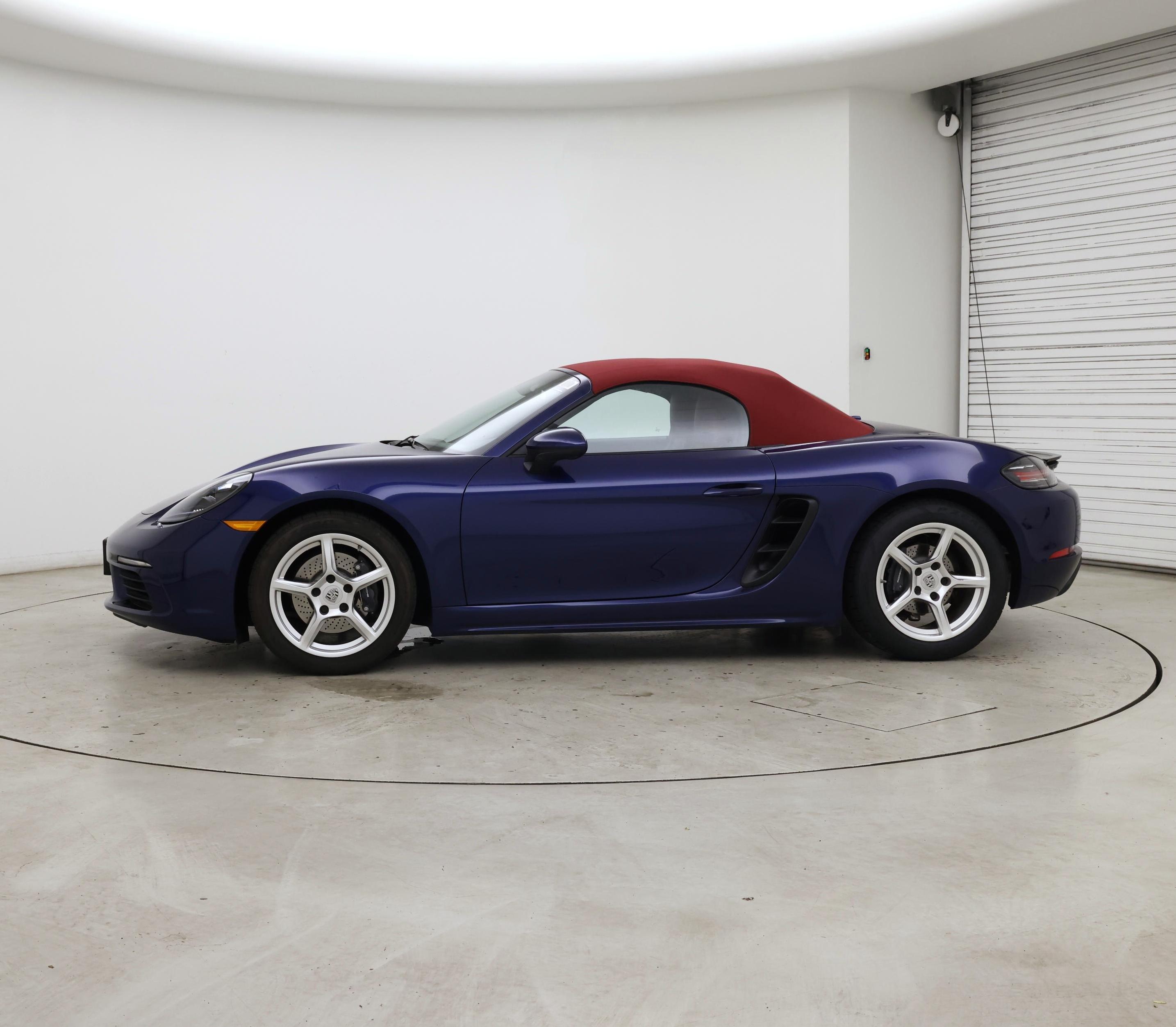 Thumbnail: 2022 Porsche 718 Boxster - 3