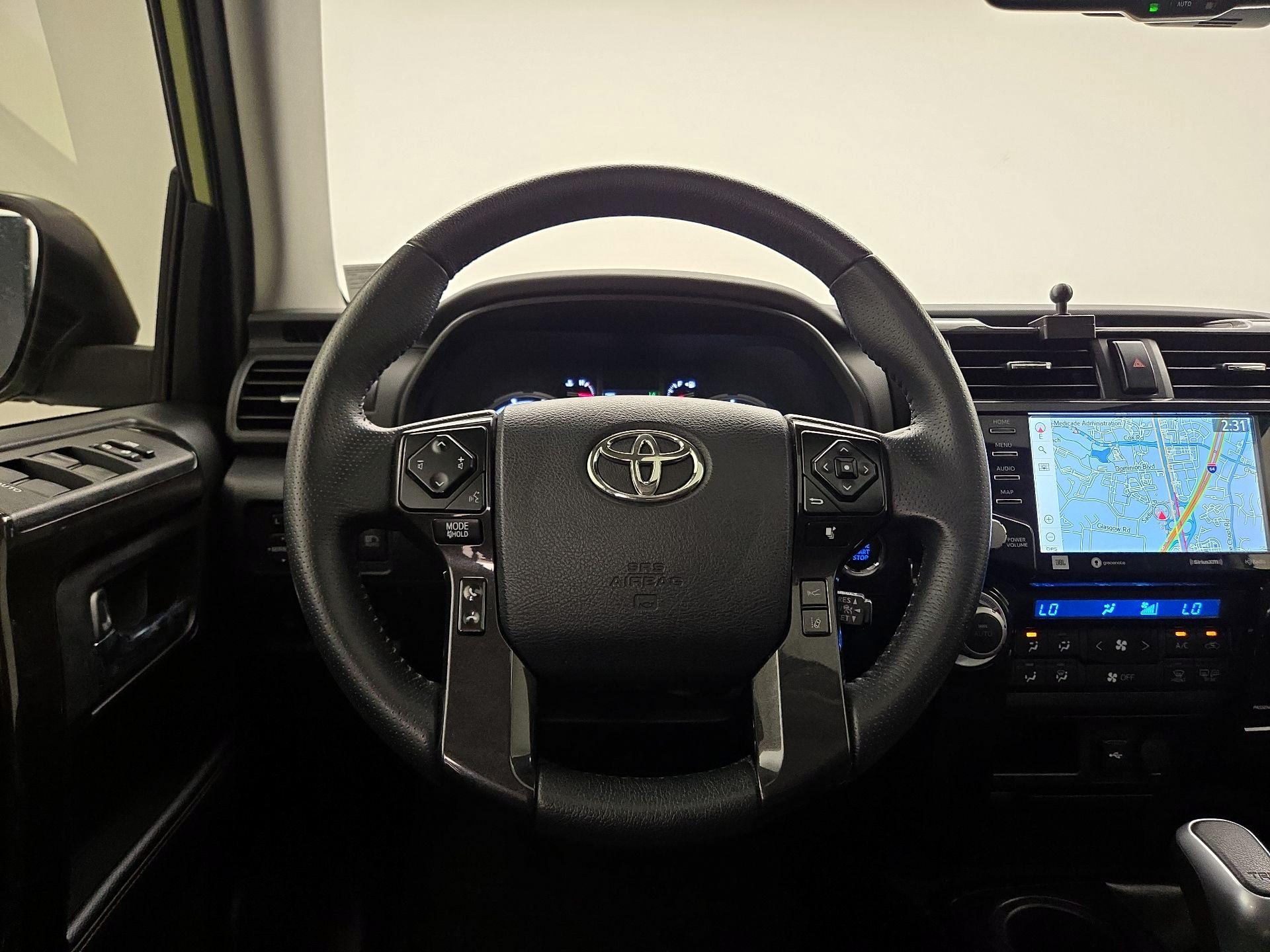 Thumbnail: 2022 Toyota 4Runner - 10