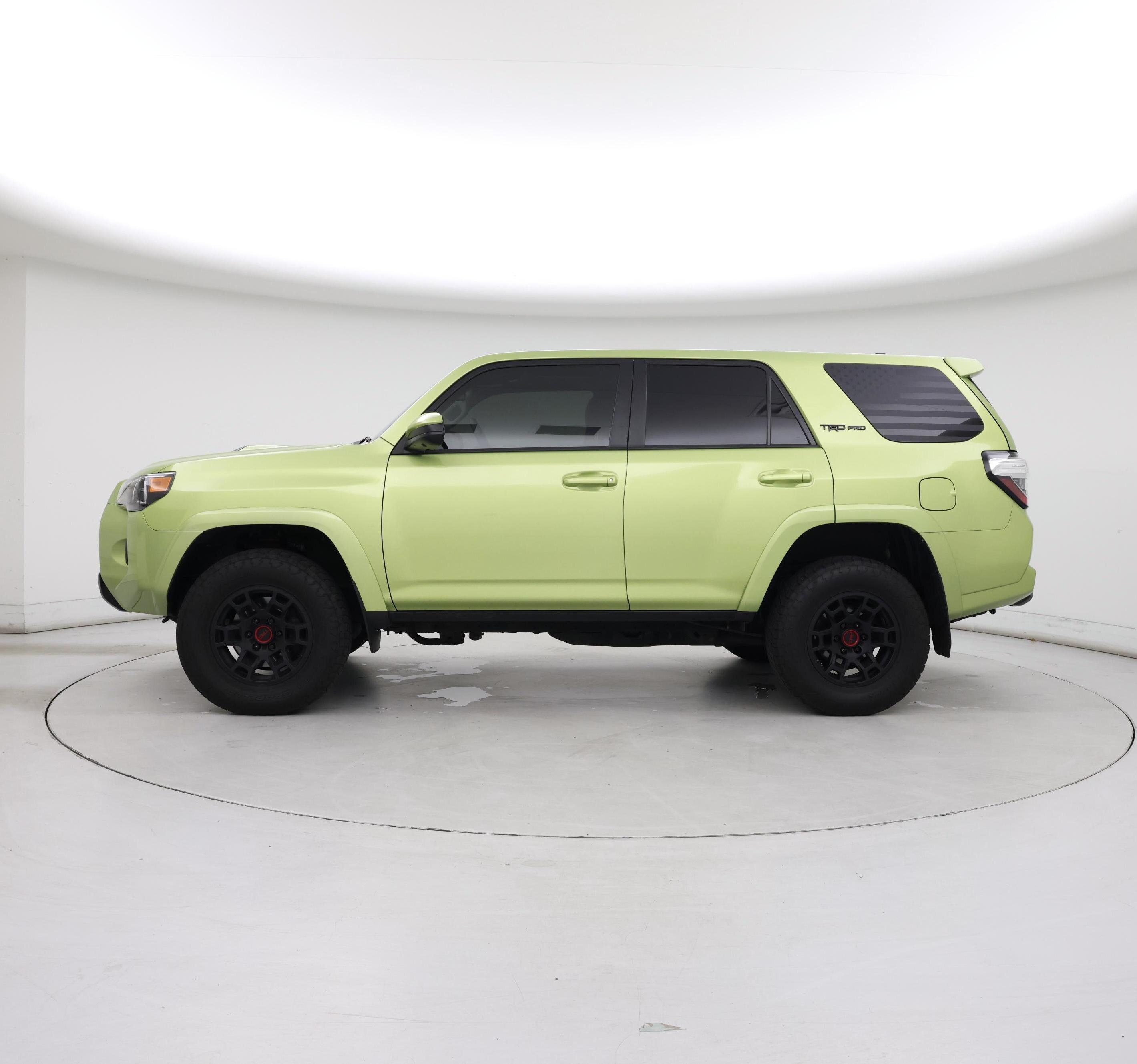 Thumbnail: 2022 Toyota 4Runner - 3