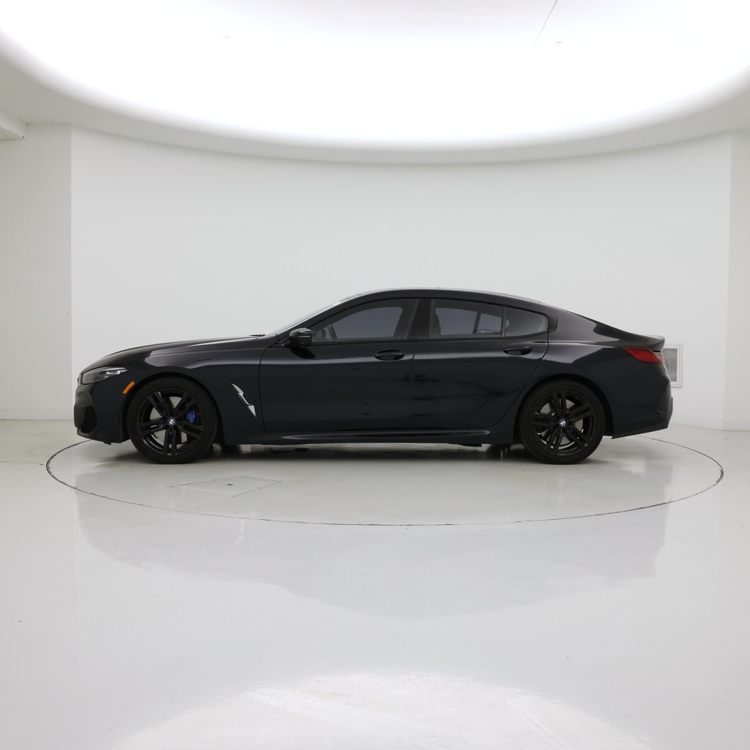 Thumbnail: 2022 BMW 8 Series - 3
