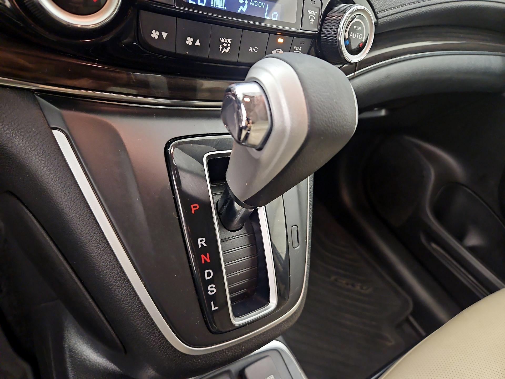 Thumbnail: 2016 Honda CR-V - 17
