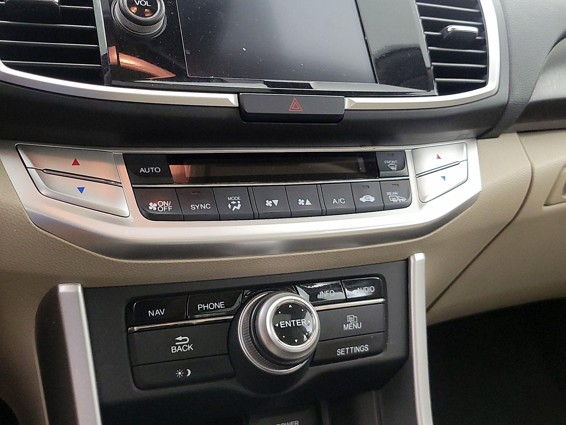 Thumbnail: 2014 Honda Accord - 17