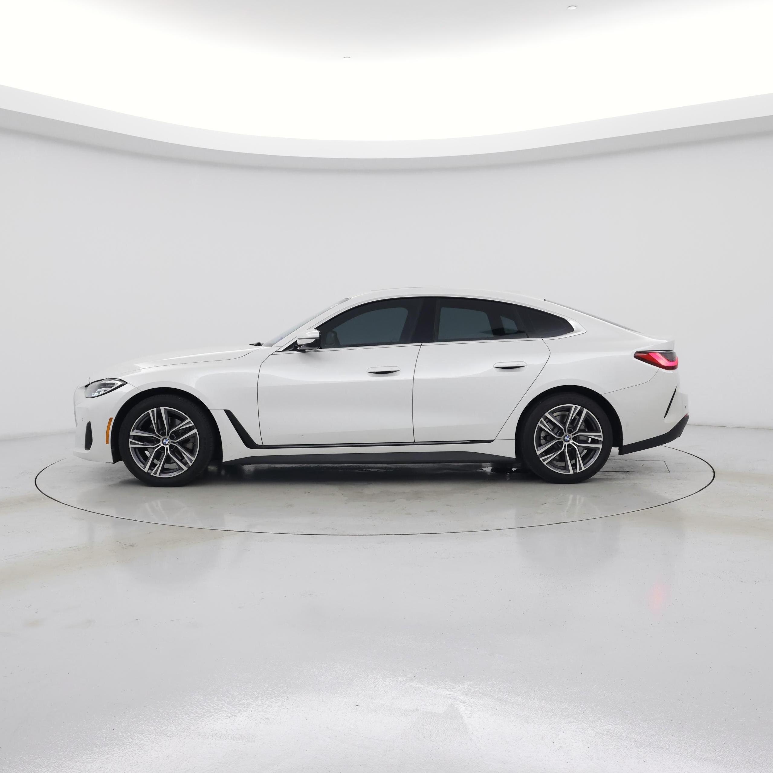 Thumbnail: 2023 BMW 4 Series - 3