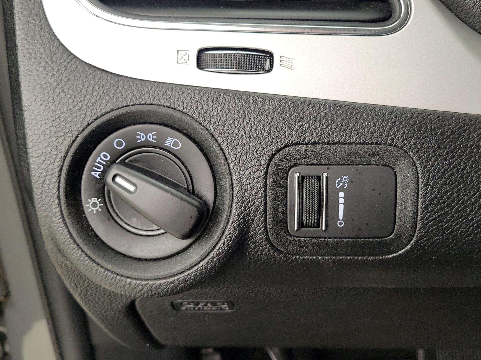 Thumbnail: 2019 Dodge Journey - 13