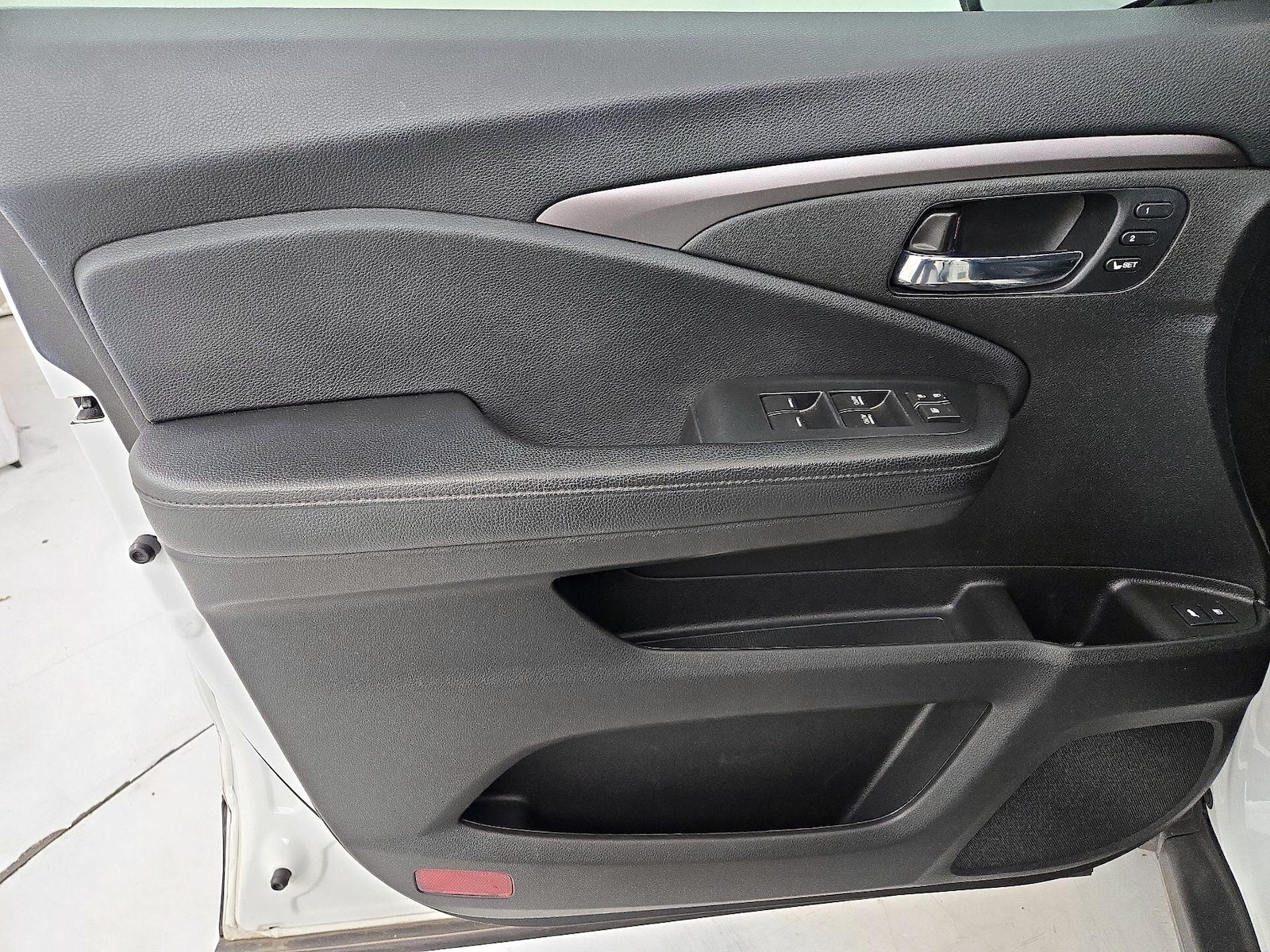 2022 Honda Pilot SE - Photo 13