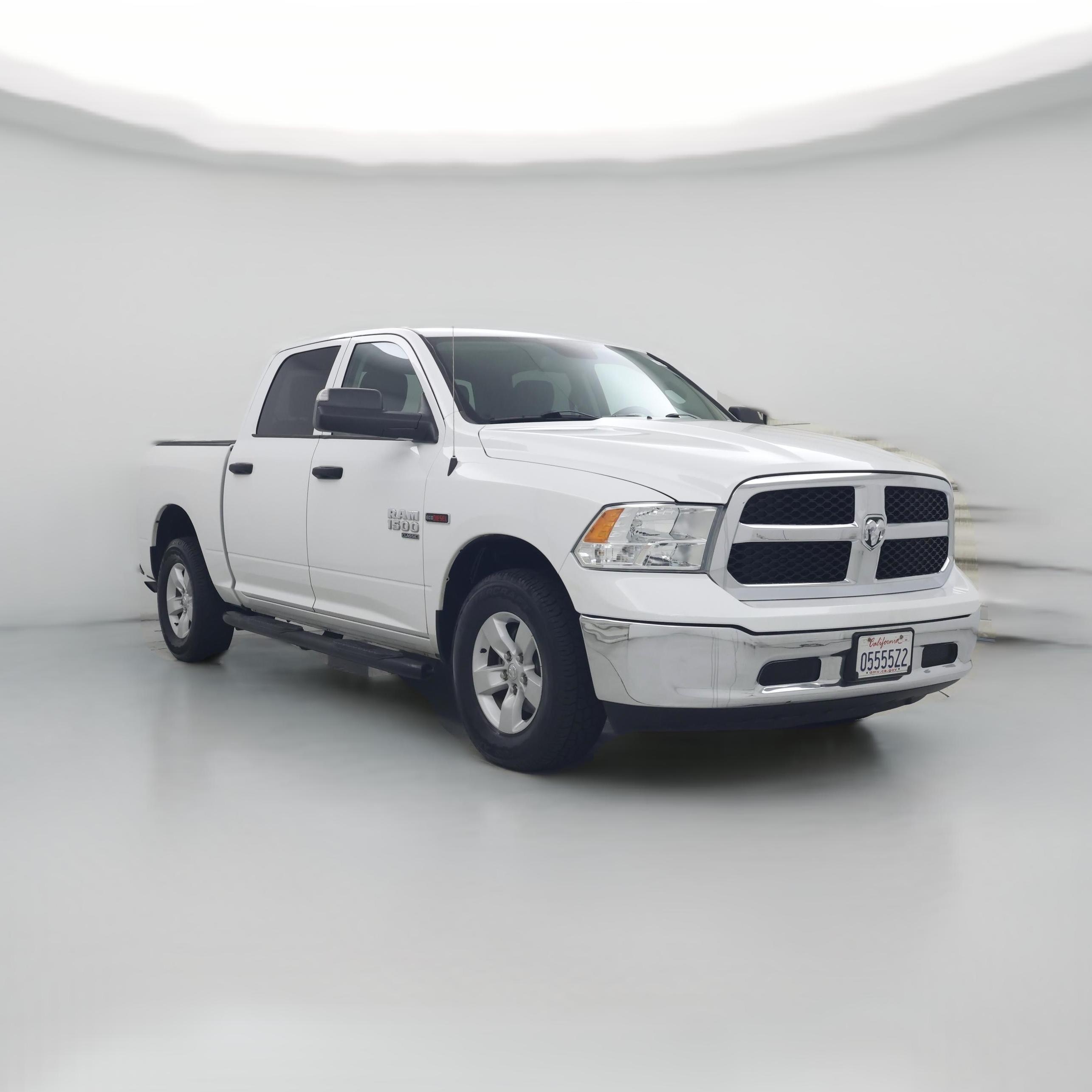 Thumbnail: 2019 RAM 1500 Classic - 1