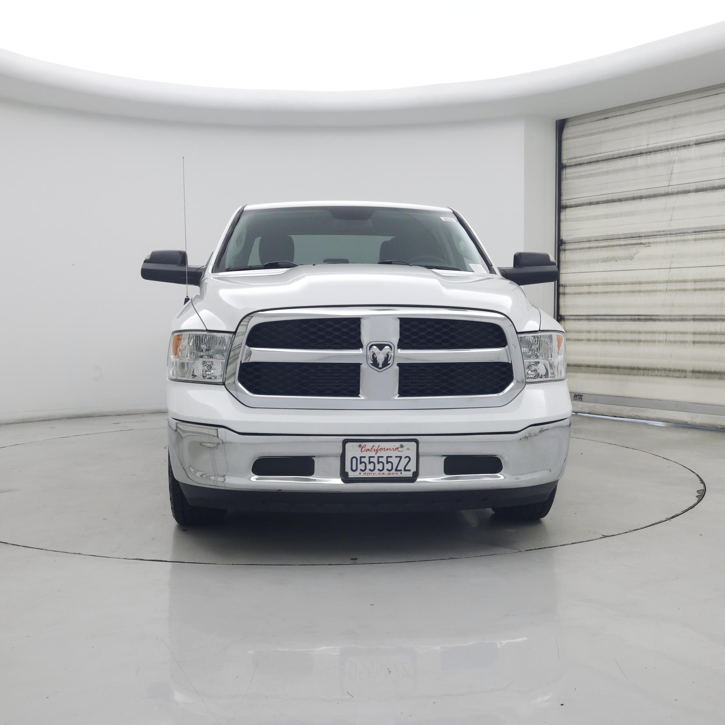 Thumbnail: 2019 RAM 1500 Classic - 5