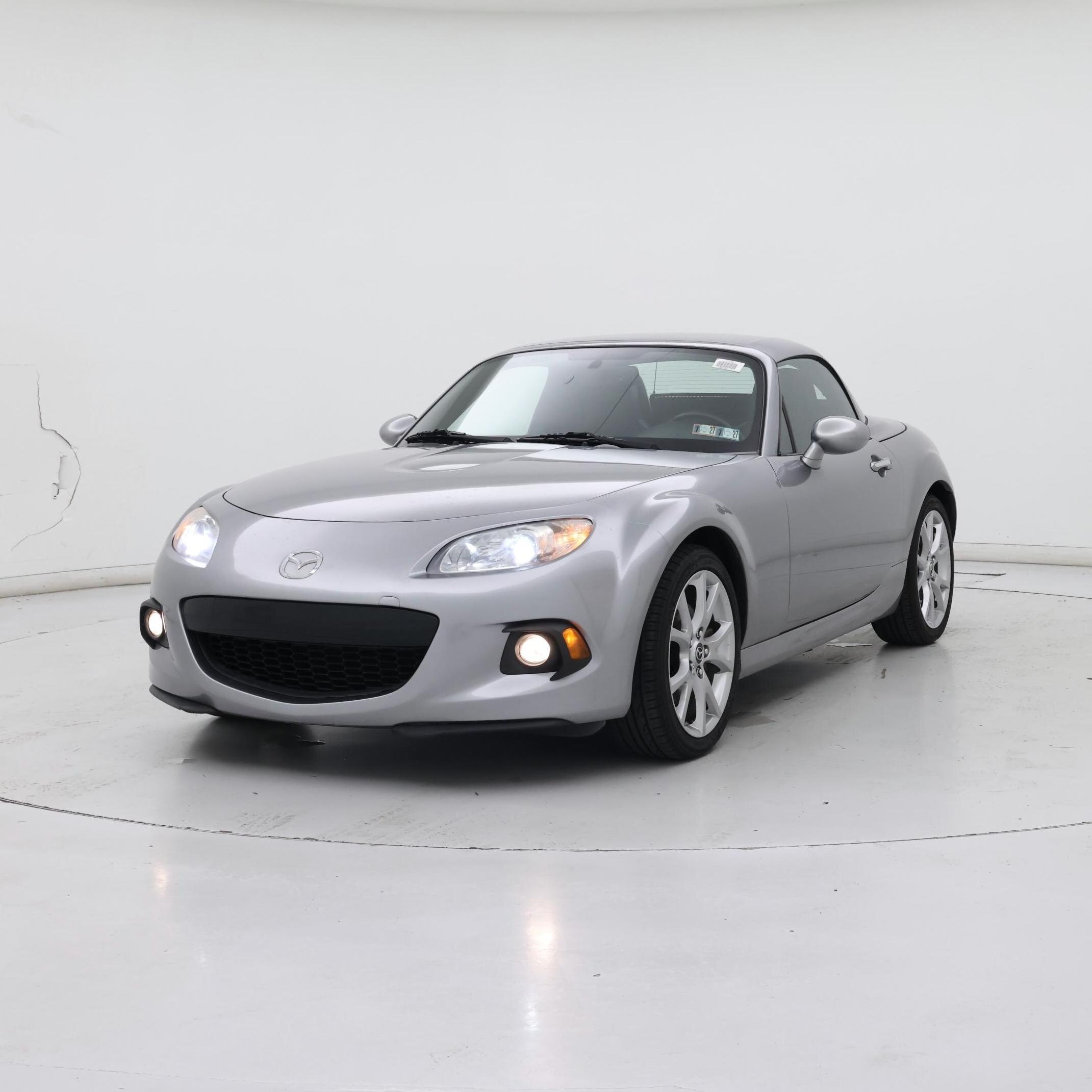 Thumbnail: 2015 Mazda MX-5 Miata - 4