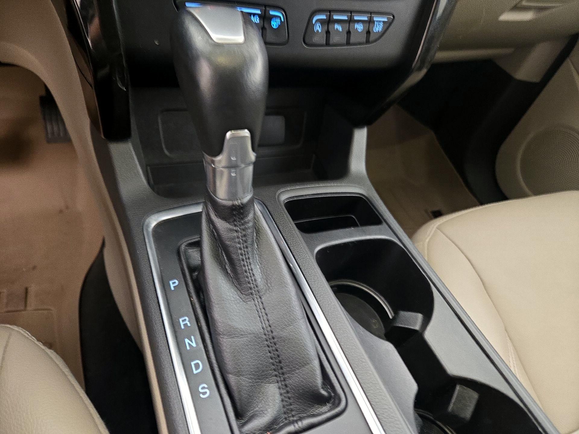 Thumbnail: 2017 Ford Escape - 17