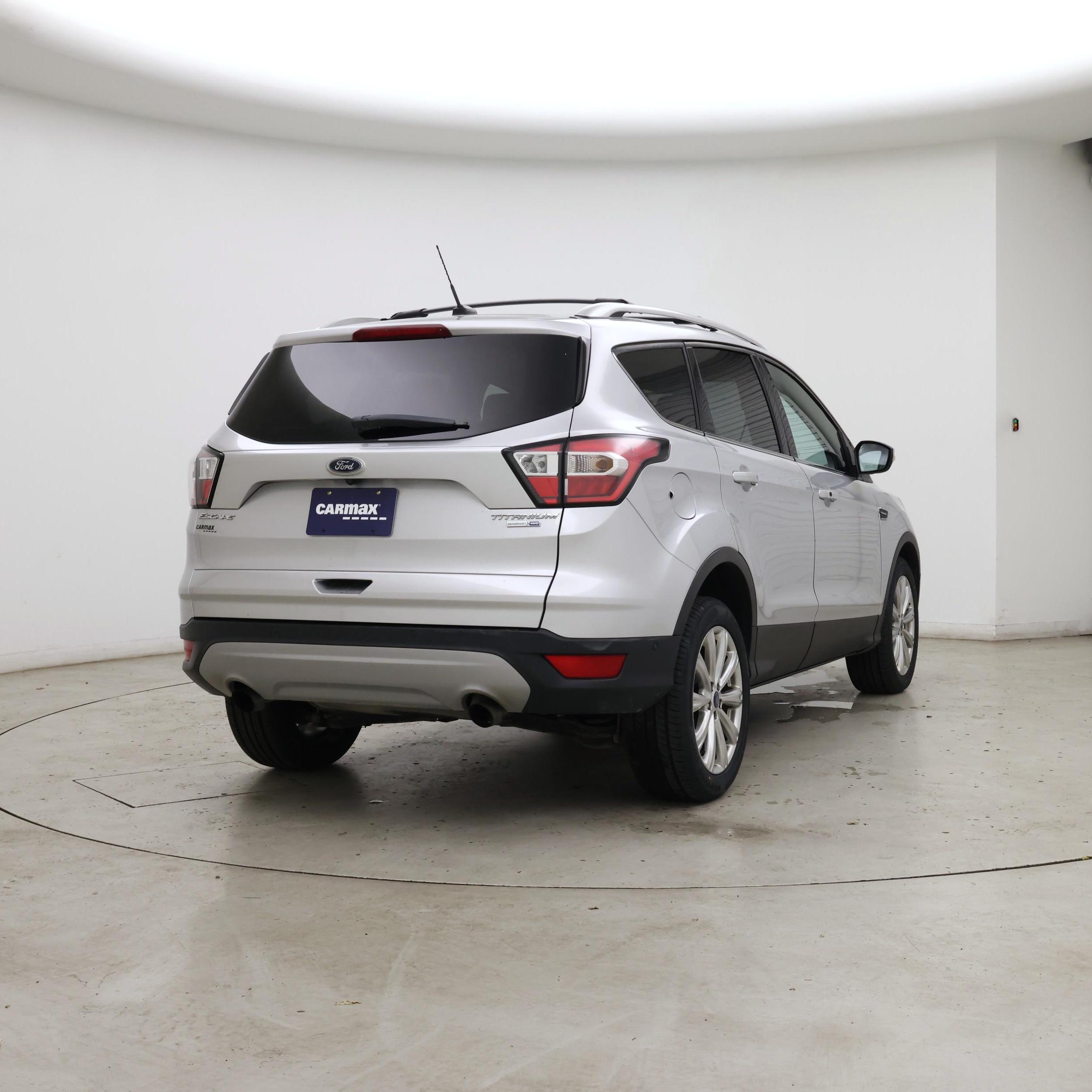 Thumbnail: 2017 Ford Escape - 8