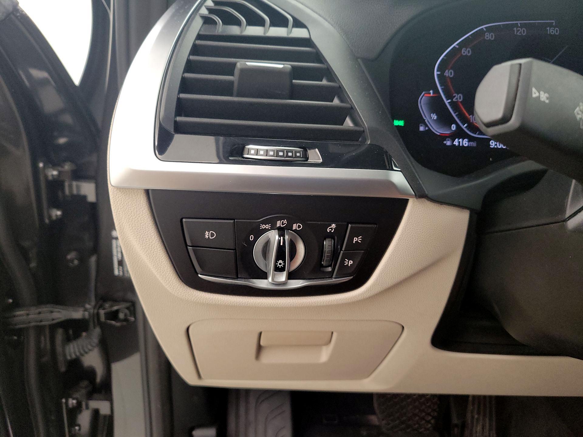 Thumbnail: 2021 BMW X3 - 13